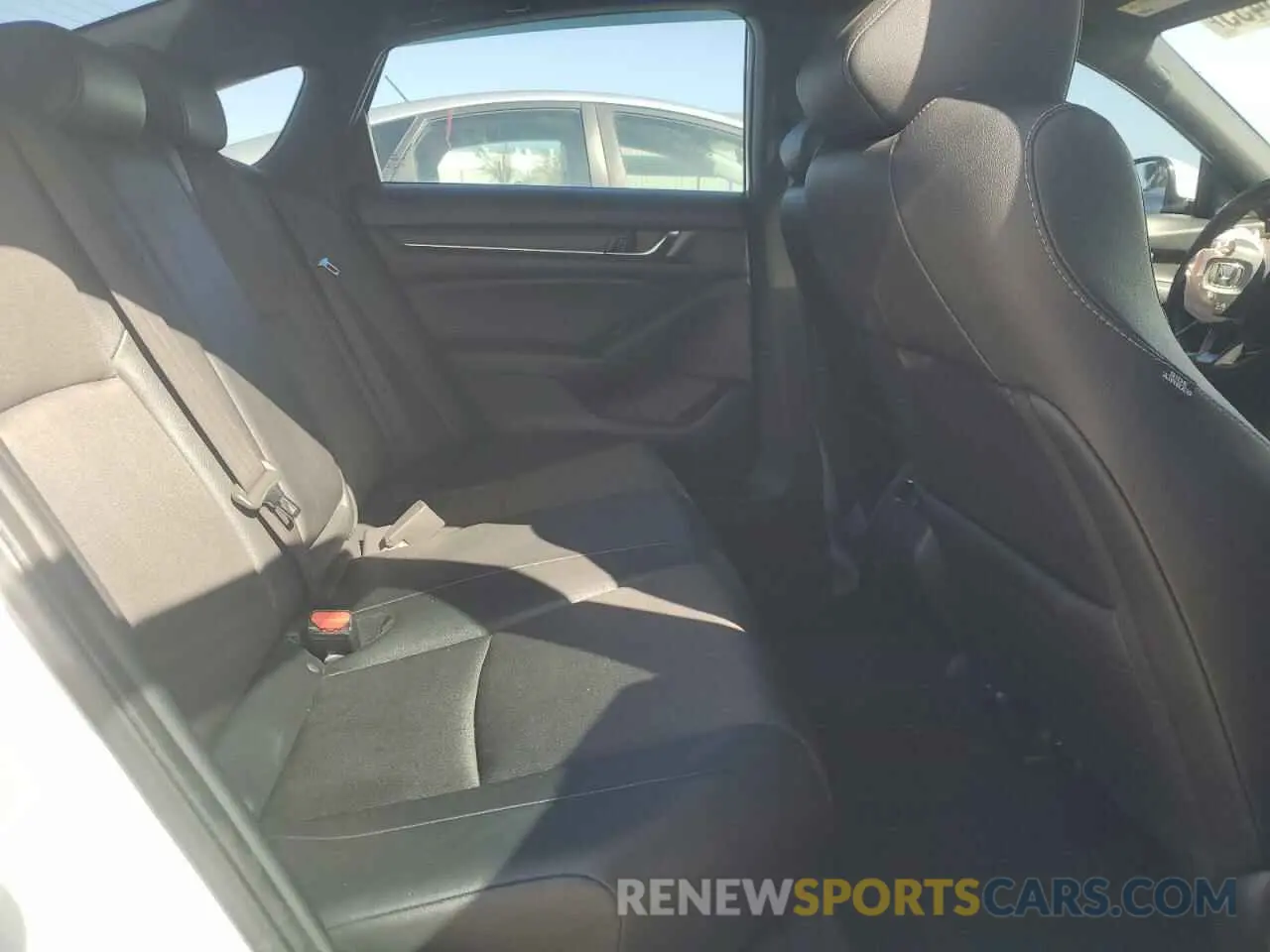 10 Photograph of a damaged car 1HGCV2F38LA017575 HONDA ACCORD 2020