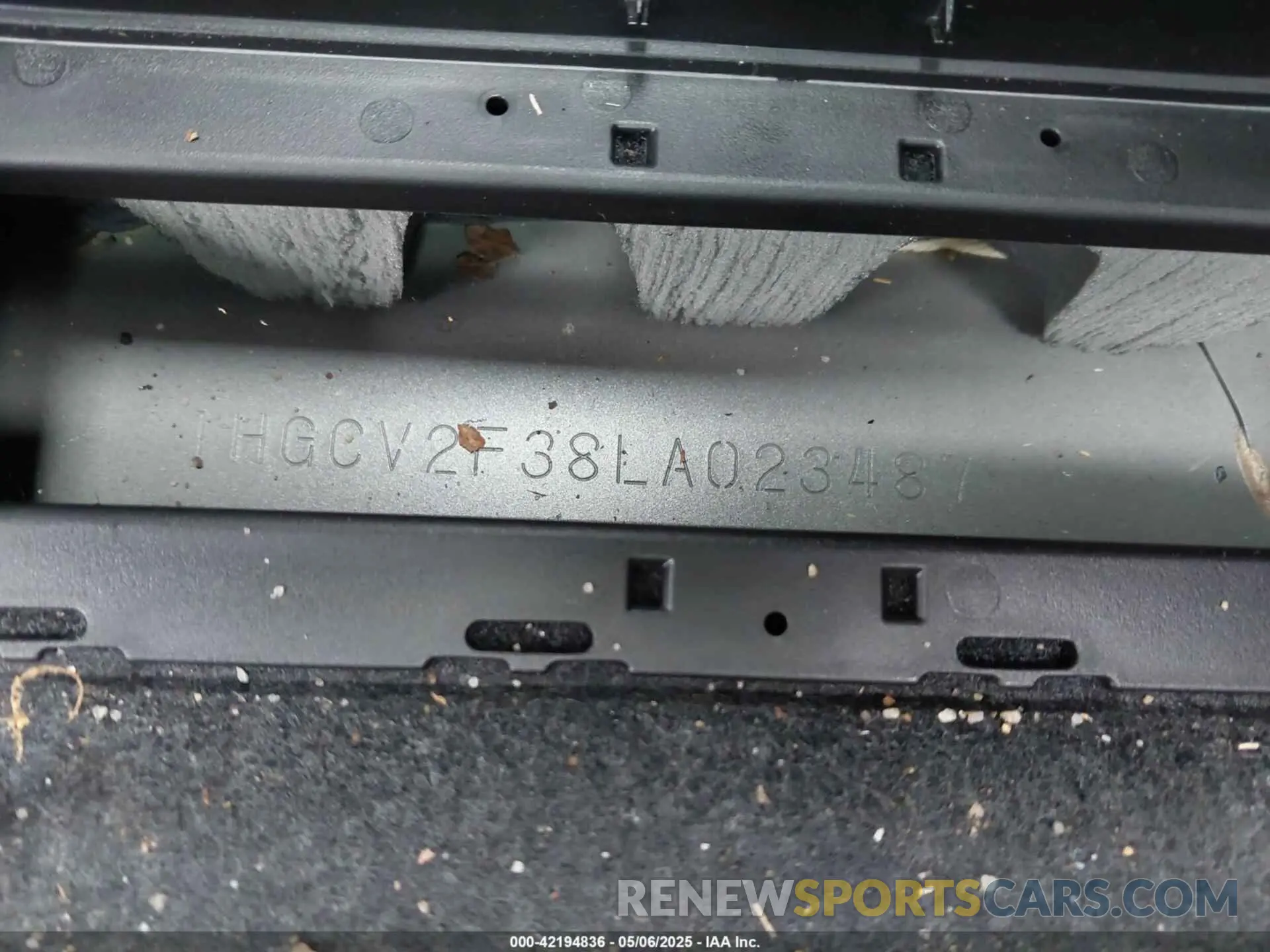 18 Photograph of a damaged car 1HGCV2F38LA023487 HONDA ACCORD 2020