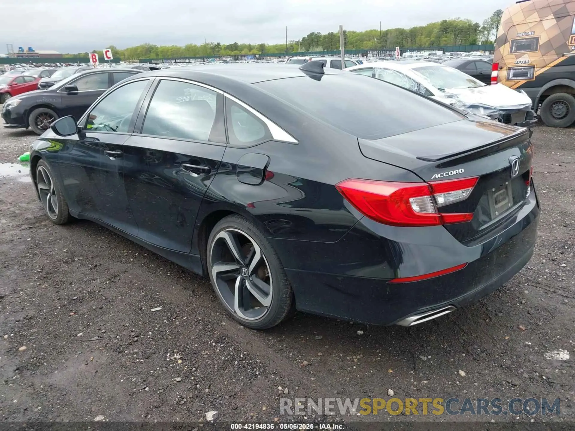 3 Photograph of a damaged car 1HGCV2F38LA023487 HONDA ACCORD 2020