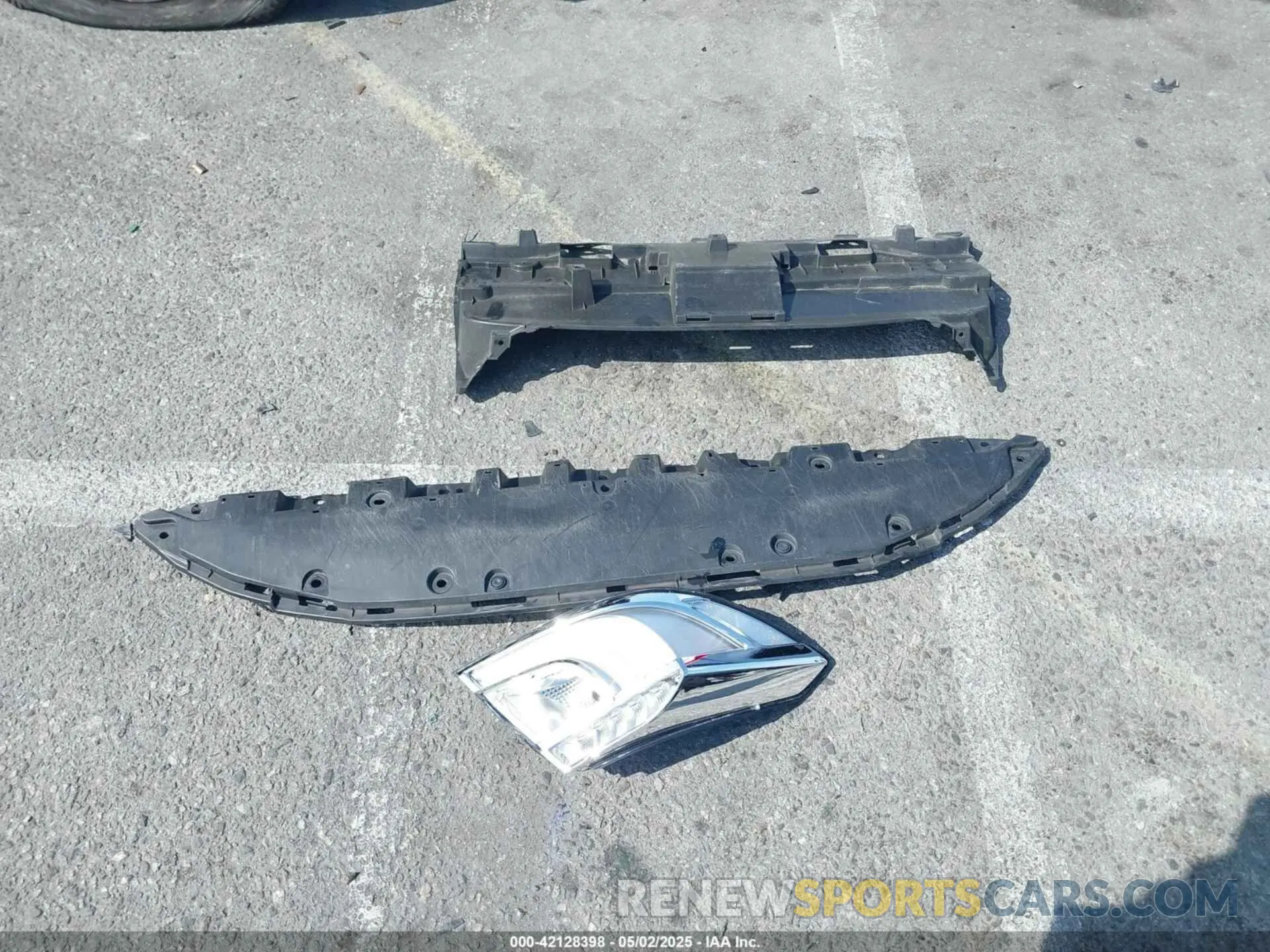 12 Фотография поврежденного автомобиля 1HGCV2F3XLA013575 HONDA ACCORD 2020
