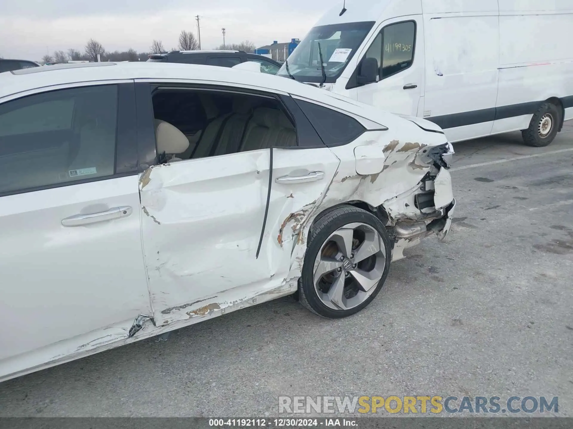 6 Photograph of a damaged car 1HGCV2F96LA011360 HONDA ACCORD 2020