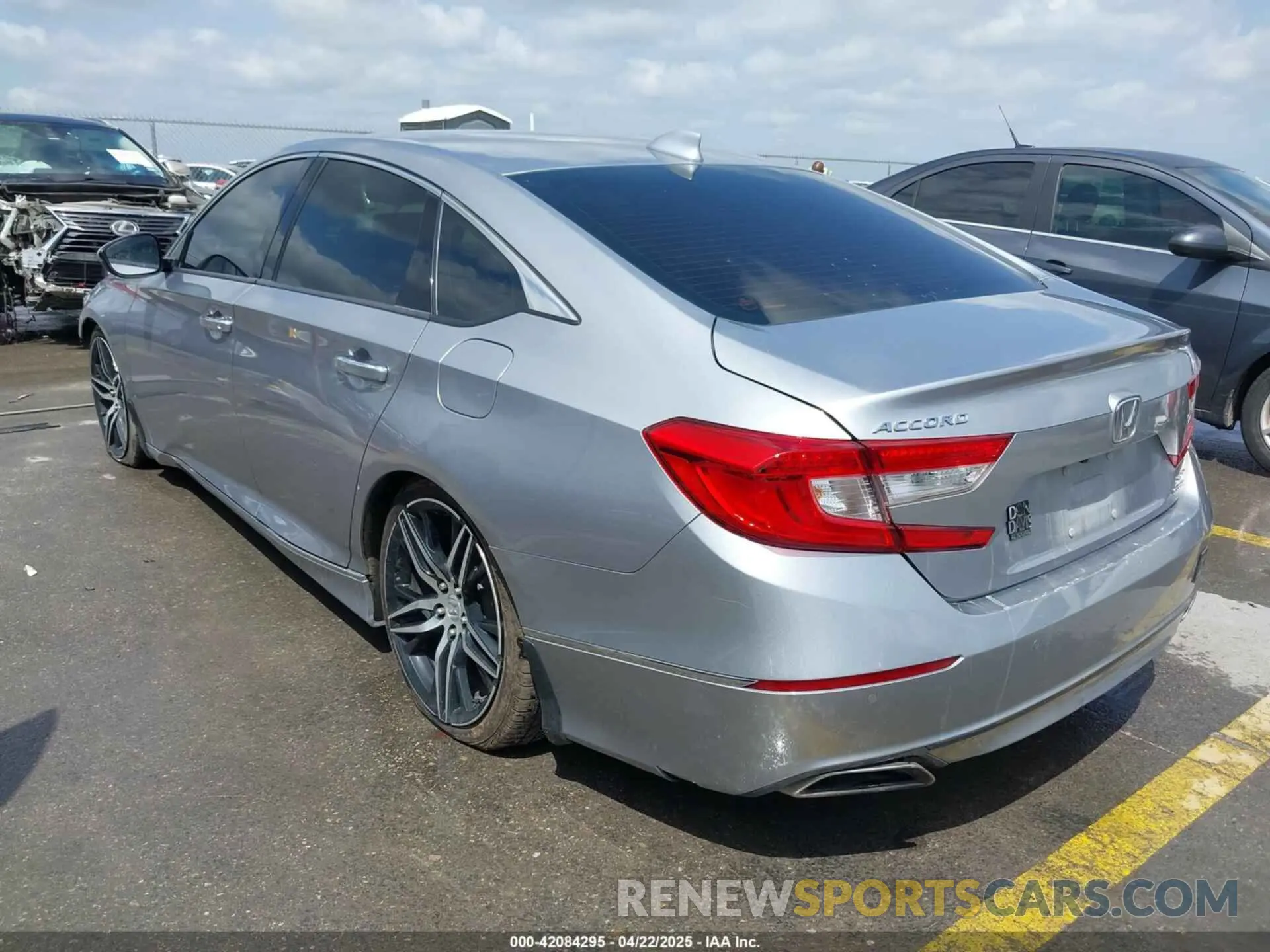 3 Фотография поврежденного автомобиля 1HGCV2F96LA018714 HONDA ACCORD 2020