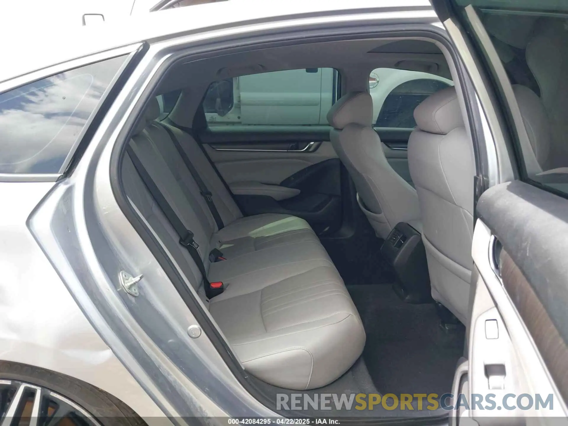 8 Фотография поврежденного автомобиля 1HGCV2F96LA018714 HONDA ACCORD 2020