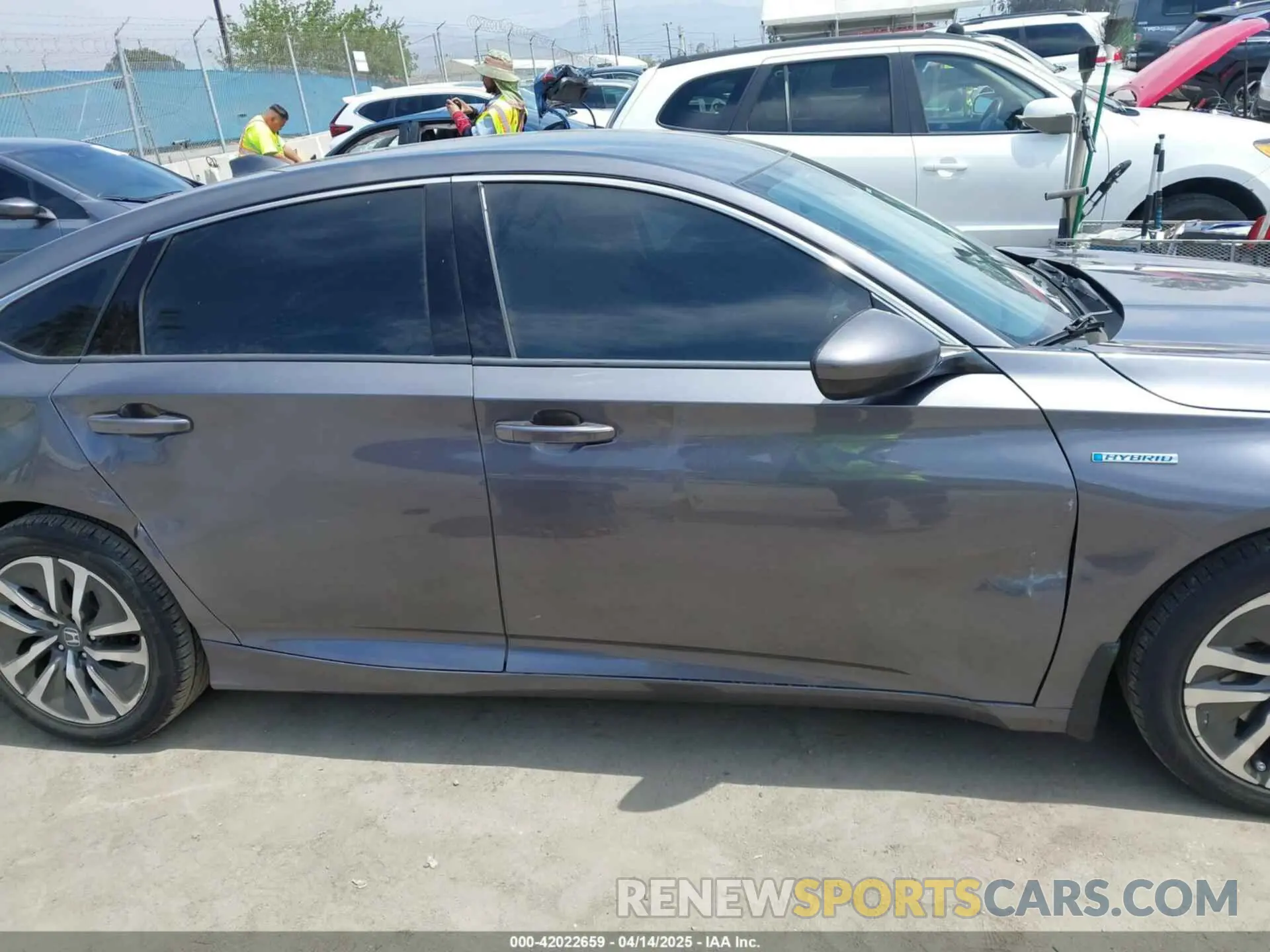 13 Фотография поврежденного автомобиля 1HGCV3F11LA015901 HONDA ACCORD 2020