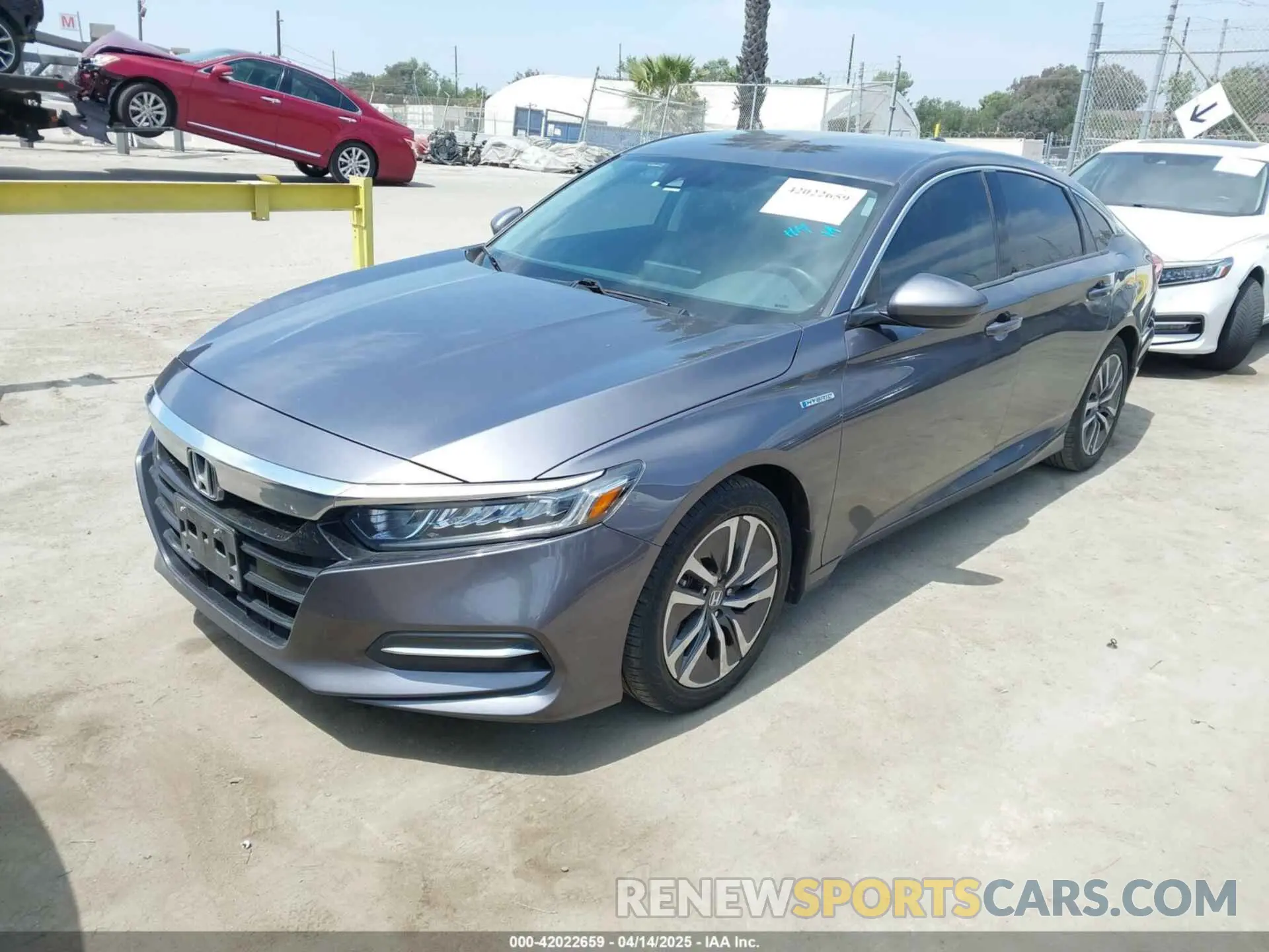 2 Фотография поврежденного автомобиля 1HGCV3F11LA015901 HONDA ACCORD 2020