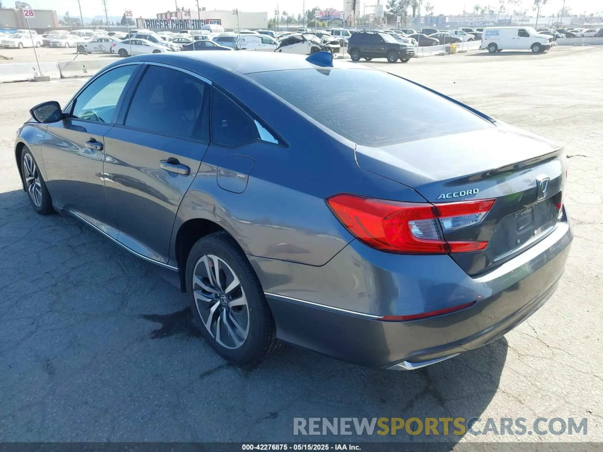 3 Фотография поврежденного автомобиля 1HGCV3F49LA011072 HONDA ACCORD 2020