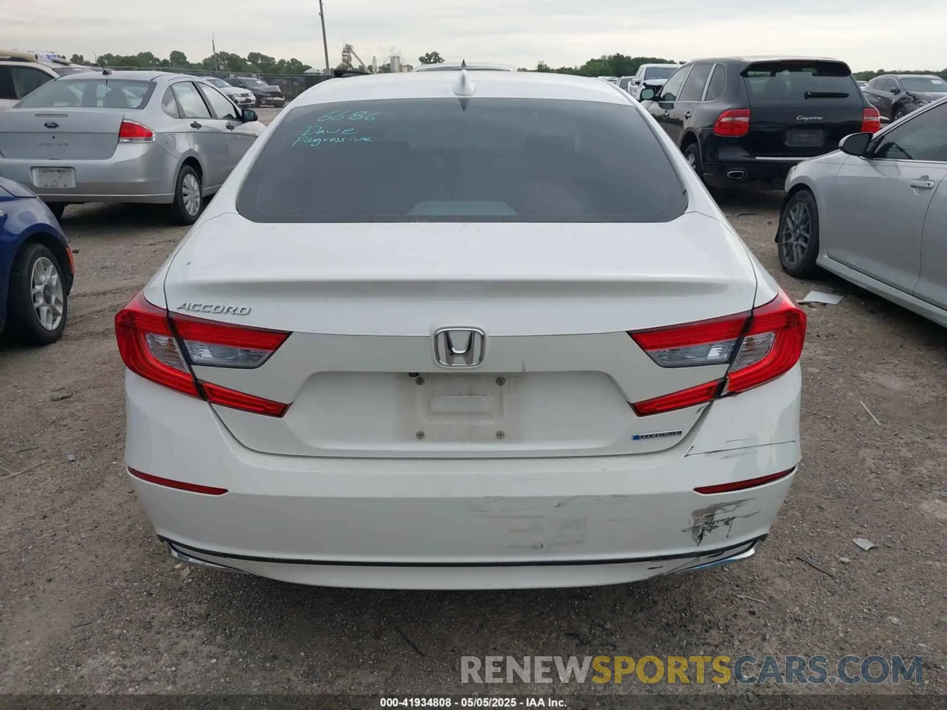 16 Photograph of a damaged car 1HGCV3F57LA010768 HONDA ACCORD 2020