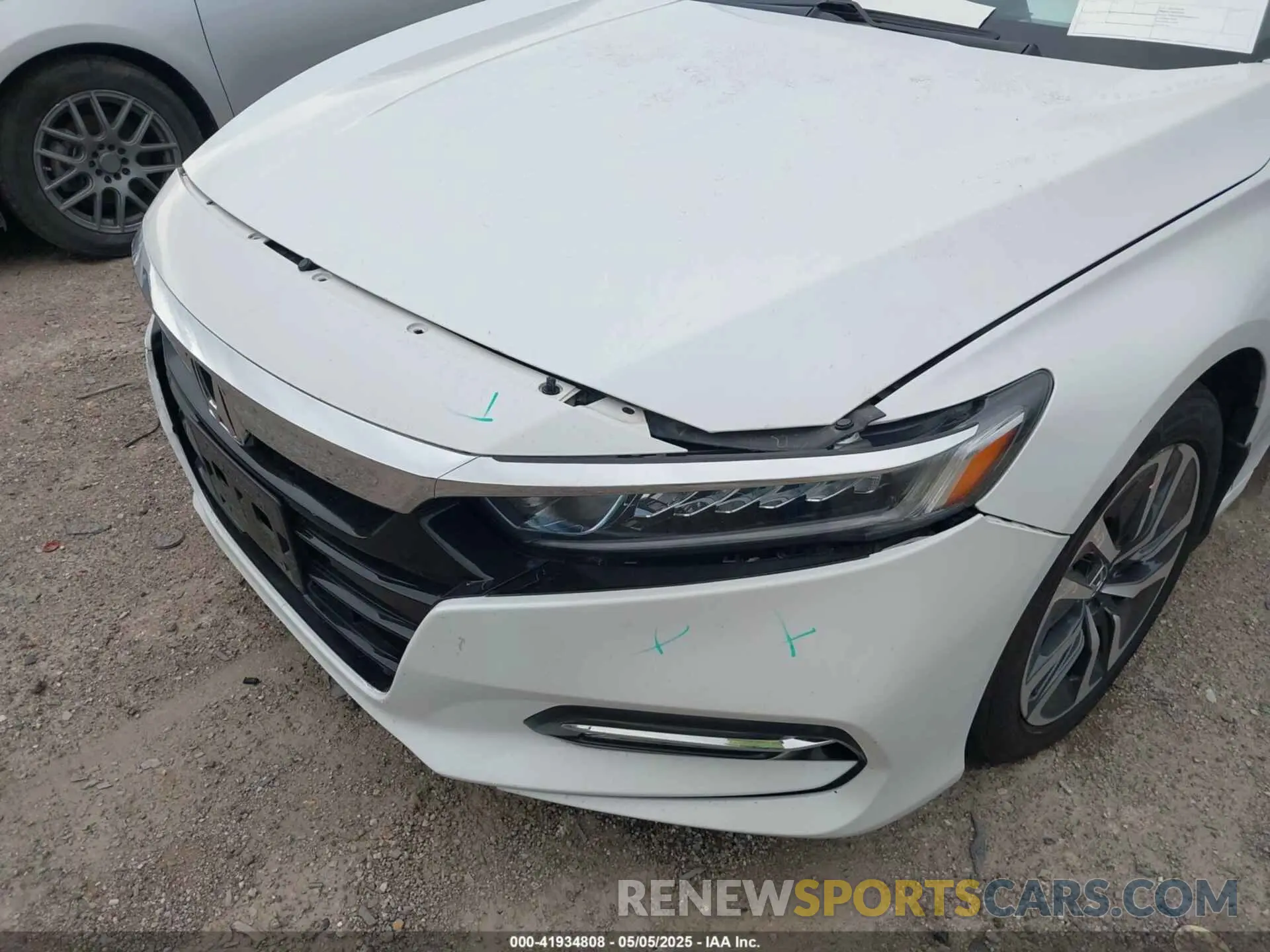 18 Photograph of a damaged car 1HGCV3F57LA010768 HONDA ACCORD 2020