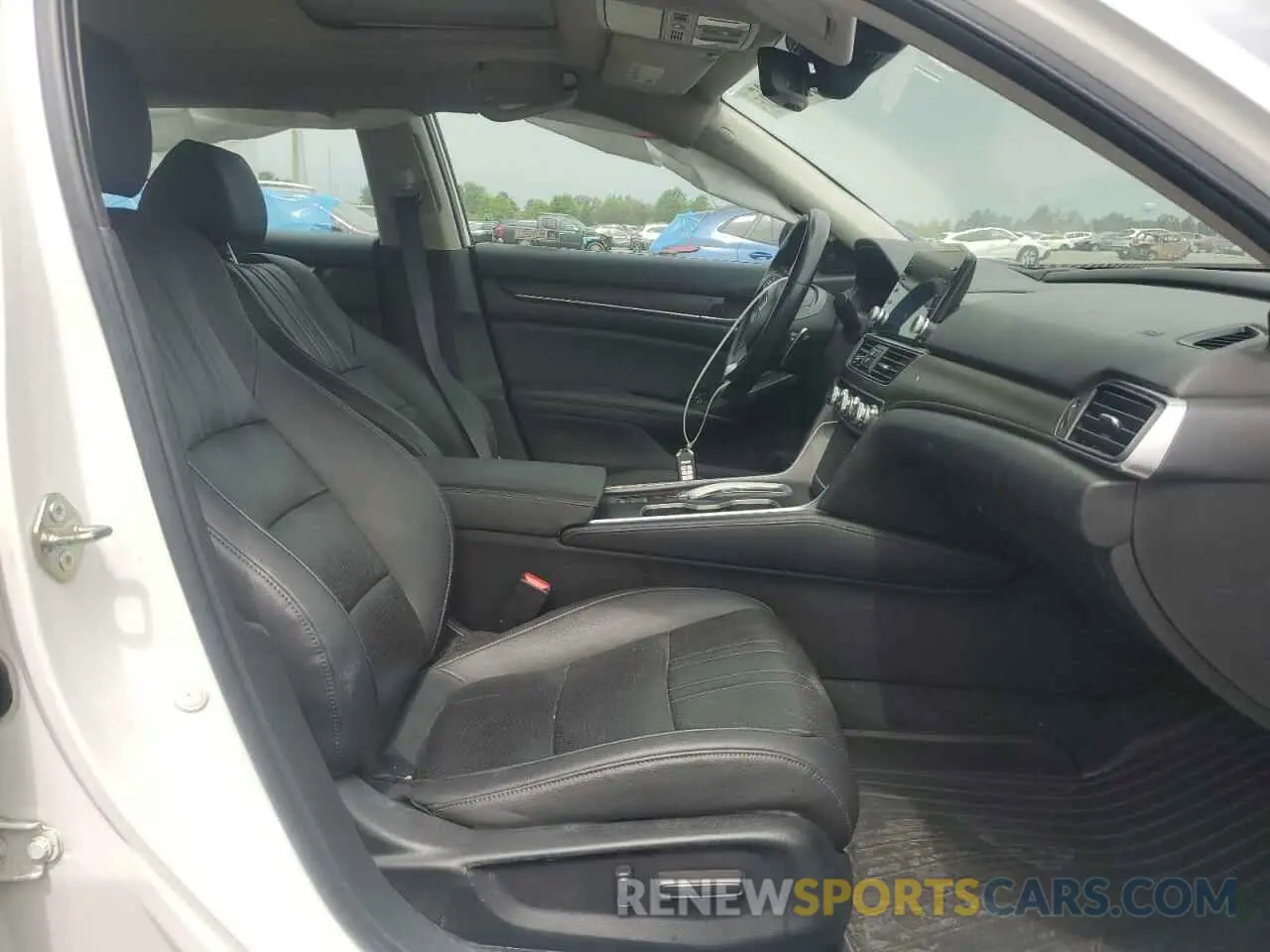7 Photograph of a damaged car 1HGCV3F99LA002609 HONDA ACCORD 2020