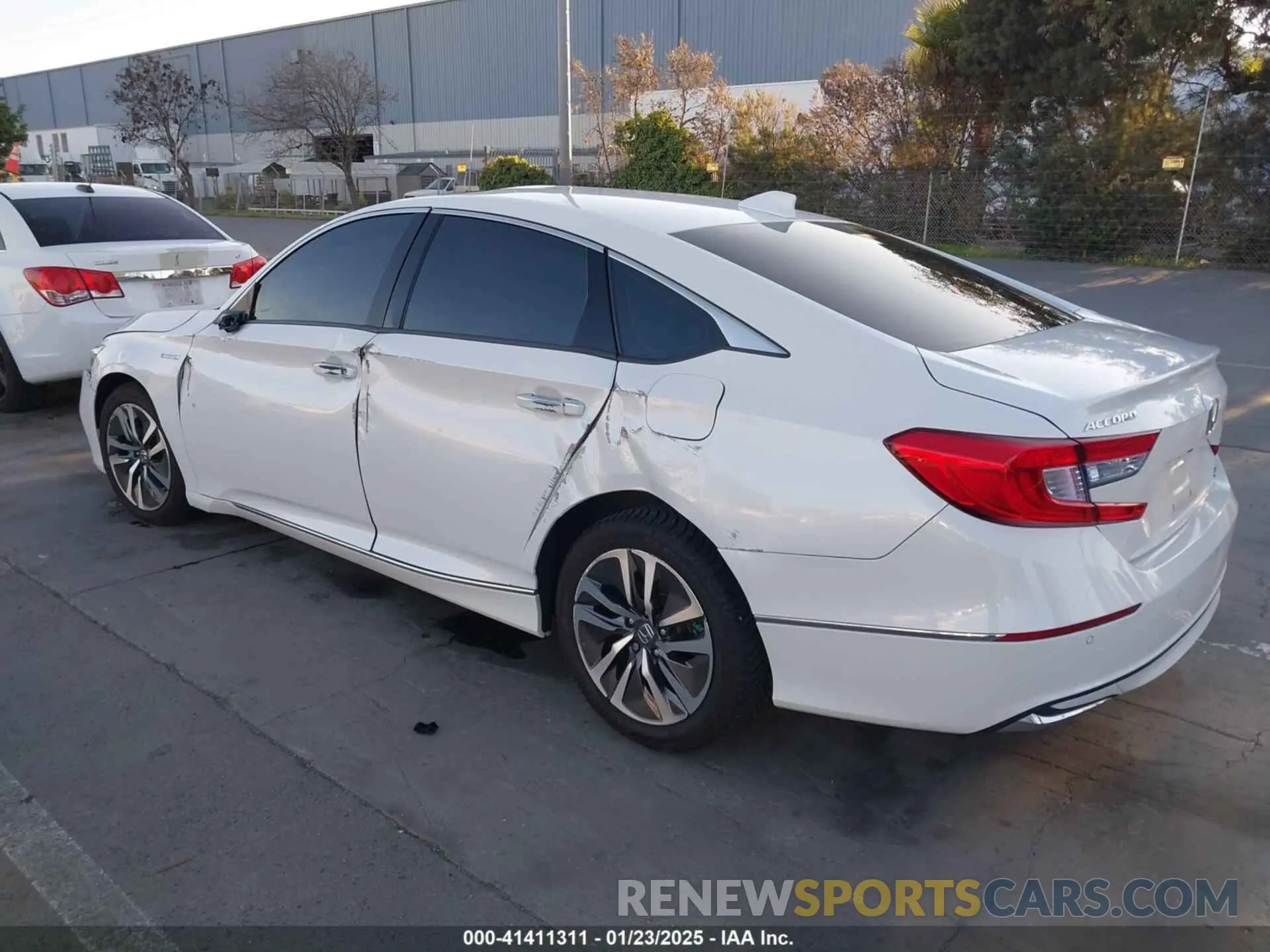 3 Фотография поврежденного автомобиля 1HGCV3F99LA008992 HONDA ACCORD 2020