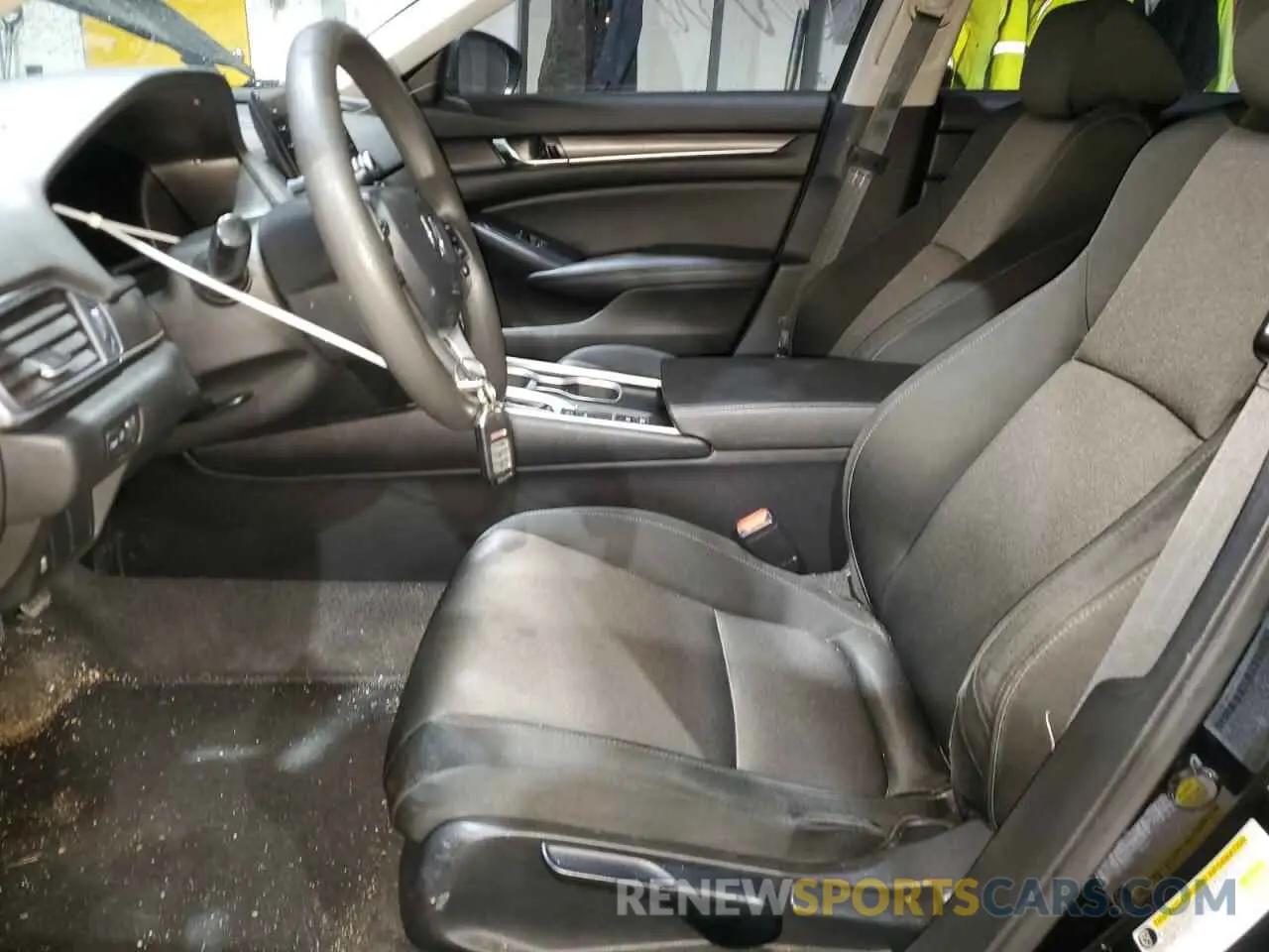 7 Фотография поврежденного автомобиля 1HGCV1F10MA023560 HONDA ACCORD 2021