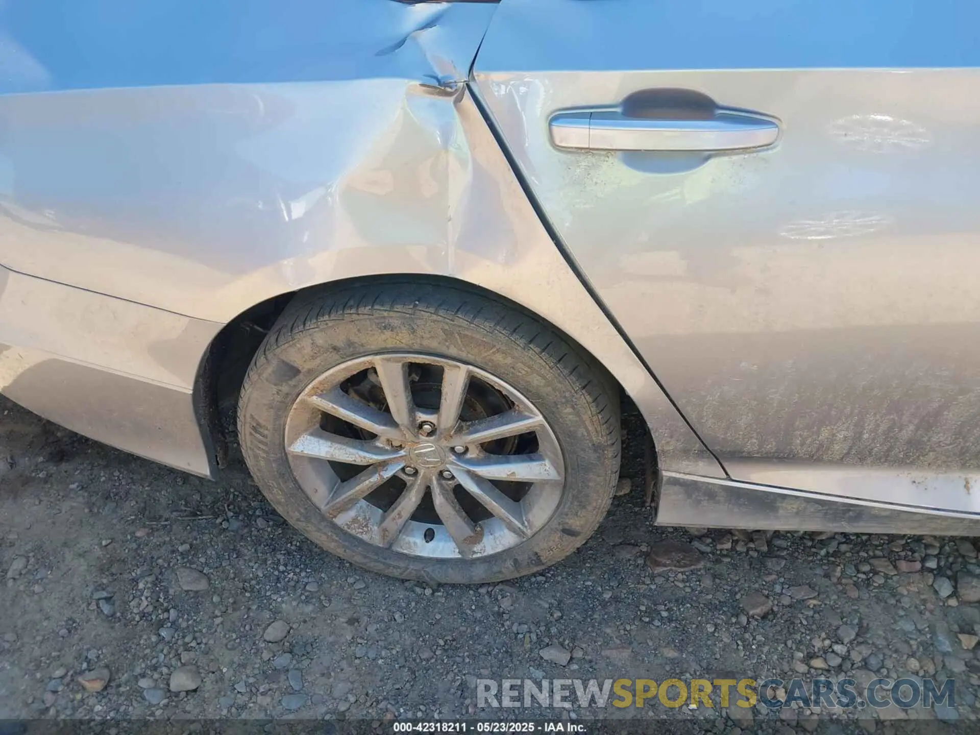 18 Фотография поврежденного автомобиля 1HGCV1F11MA040769 HONDA ACCORD 2021