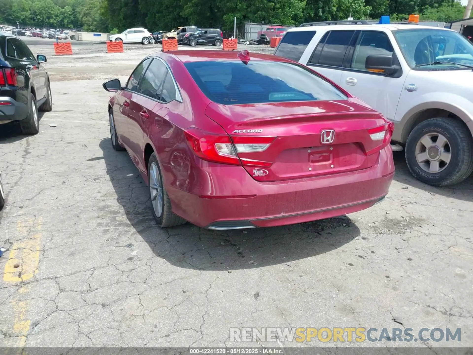 3 Фотография поврежденного автомобиля 1HGCV1F11MA076073 HONDA ACCORD 2021
