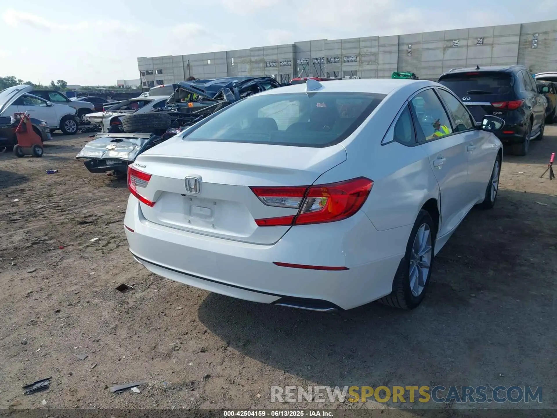 4 Фотография поврежденного автомобиля 1HGCV1F12MA107539 HONDA ACCORD 2021