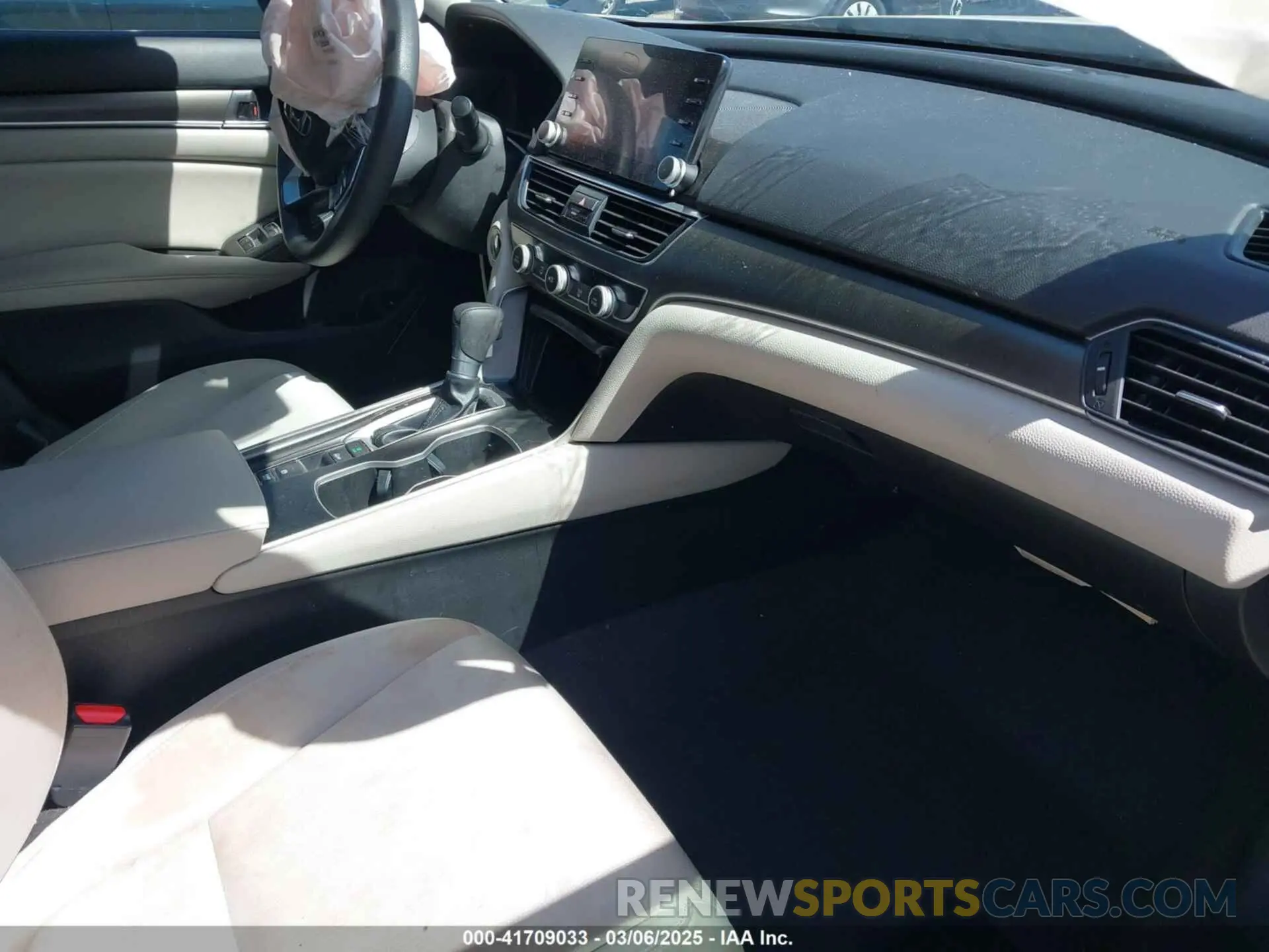 5 Photograph of a damaged car 1HGCV1F13MA029725 HONDA ACCORD 2021