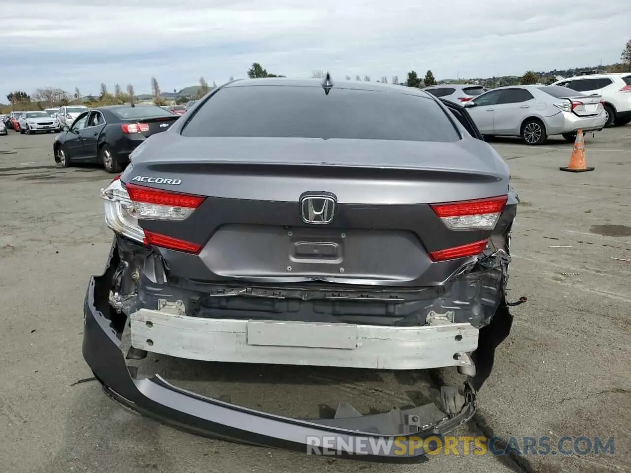 6 Фотография поврежденного автомобиля 1HGCV1F13MA047464 HONDA ACCORD 2021