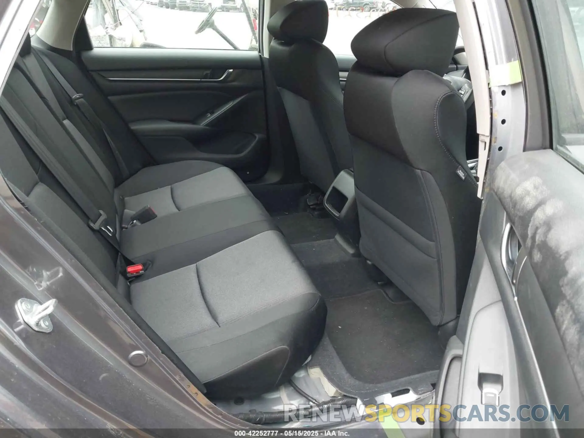 8 Photograph of a damaged car 1HGCV1F13MA085518 HONDA ACCORD 2021