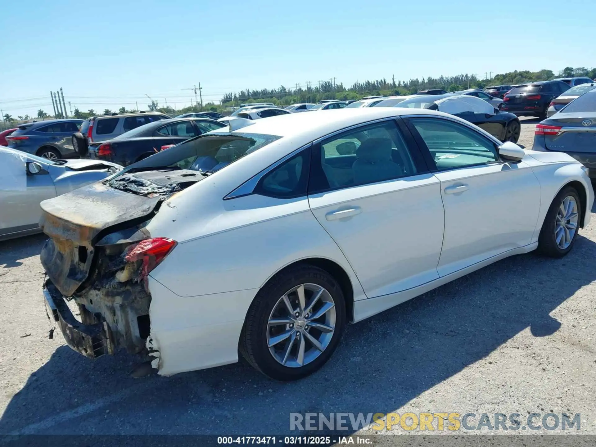 4 Фотография поврежденного автомобиля 1HGCV1F16MA029802 HONDA ACCORD 2021