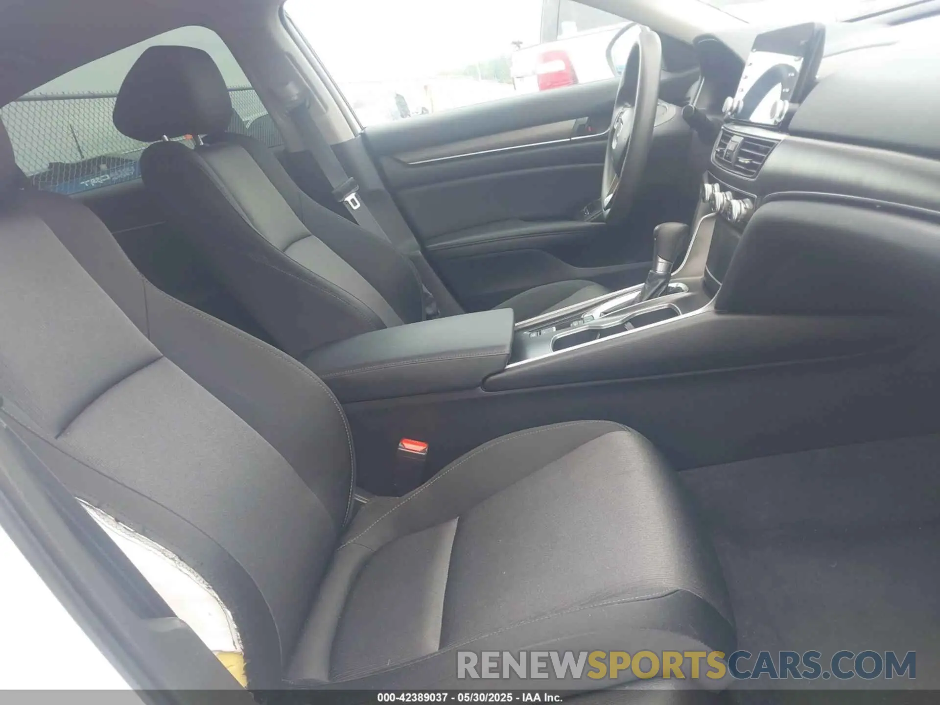 5 Photograph of a damaged car 1HGCV1F19MA118201 HONDA ACCORD 2021