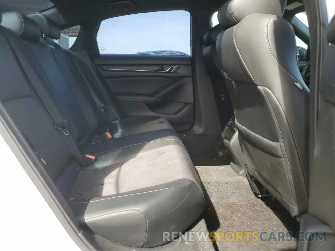 10 Photograph of a damaged car 1HGCV1F30MA056267 HONDA ACCORD 2021