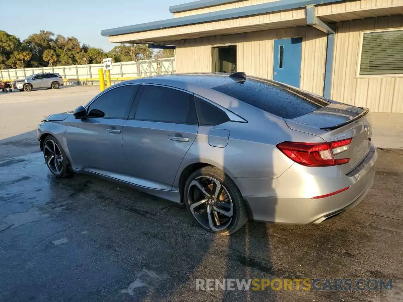 2 Фотография поврежденного автомобиля 1HGCV1F30MA070024 HONDA ACCORD 2021