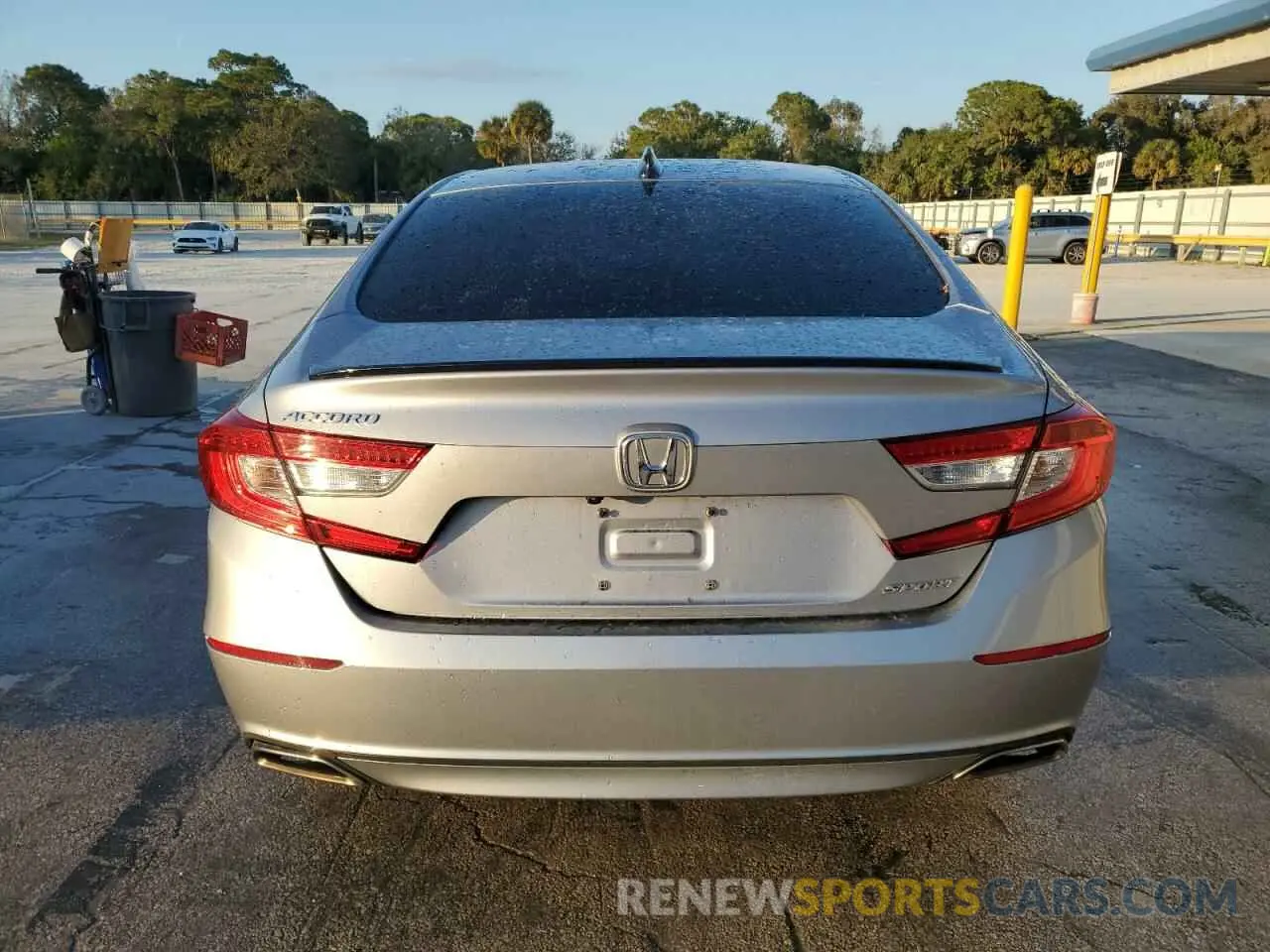6 Фотография поврежденного автомобиля 1HGCV1F30MA070024 HONDA ACCORD 2021