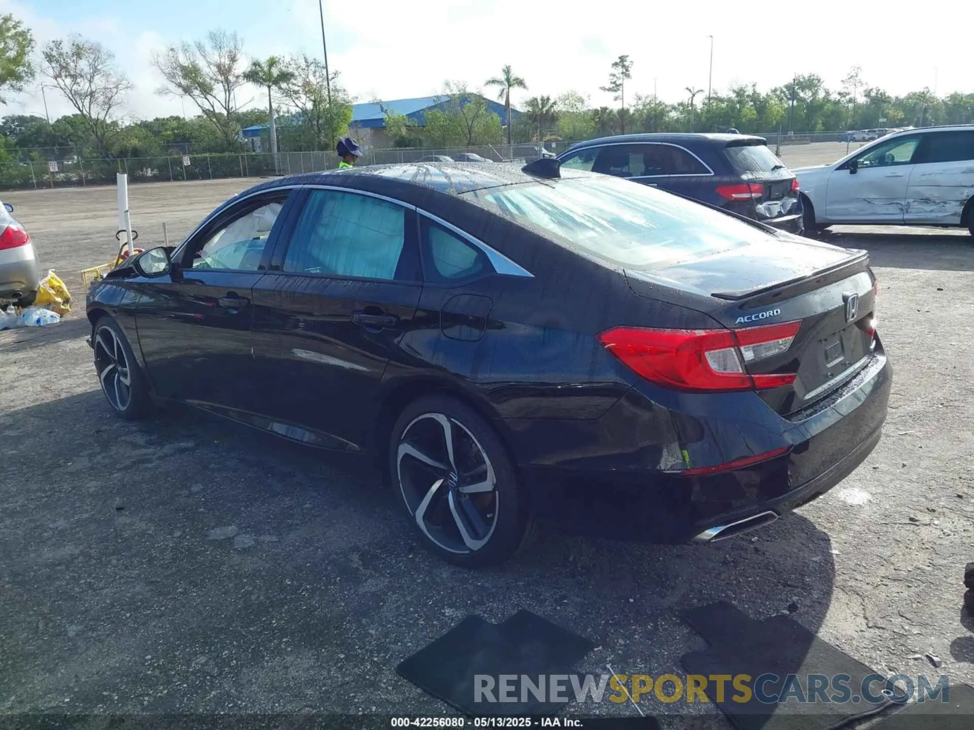 3 Фотография поврежденного автомобиля 1HGCV1F30MA124793 HONDA ACCORD 2021
