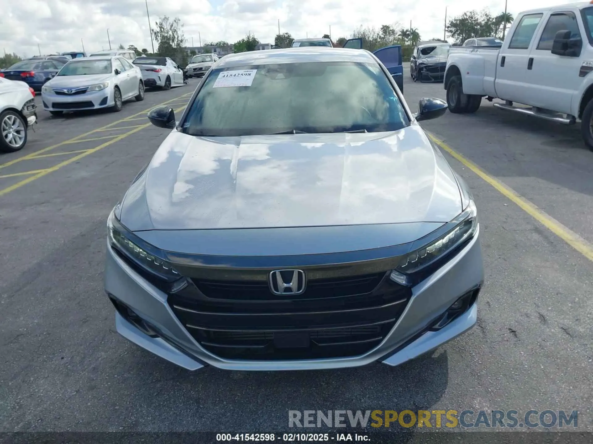 12 Фотография поврежденного автомобиля 1HGCV1F31MA014061 HONDA ACCORD 2021