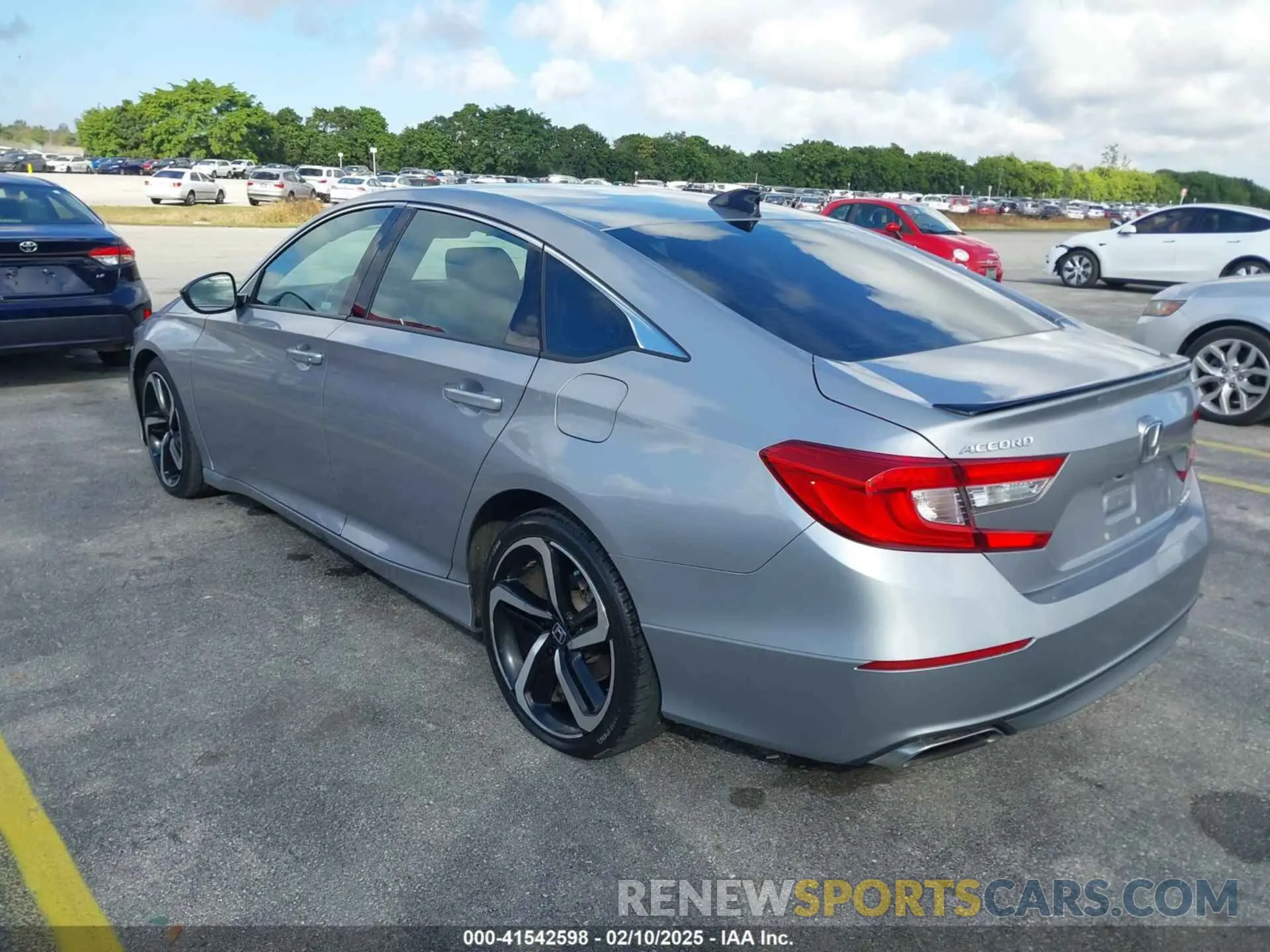 3 Фотография поврежденного автомобиля 1HGCV1F31MA014061 HONDA ACCORD 2021