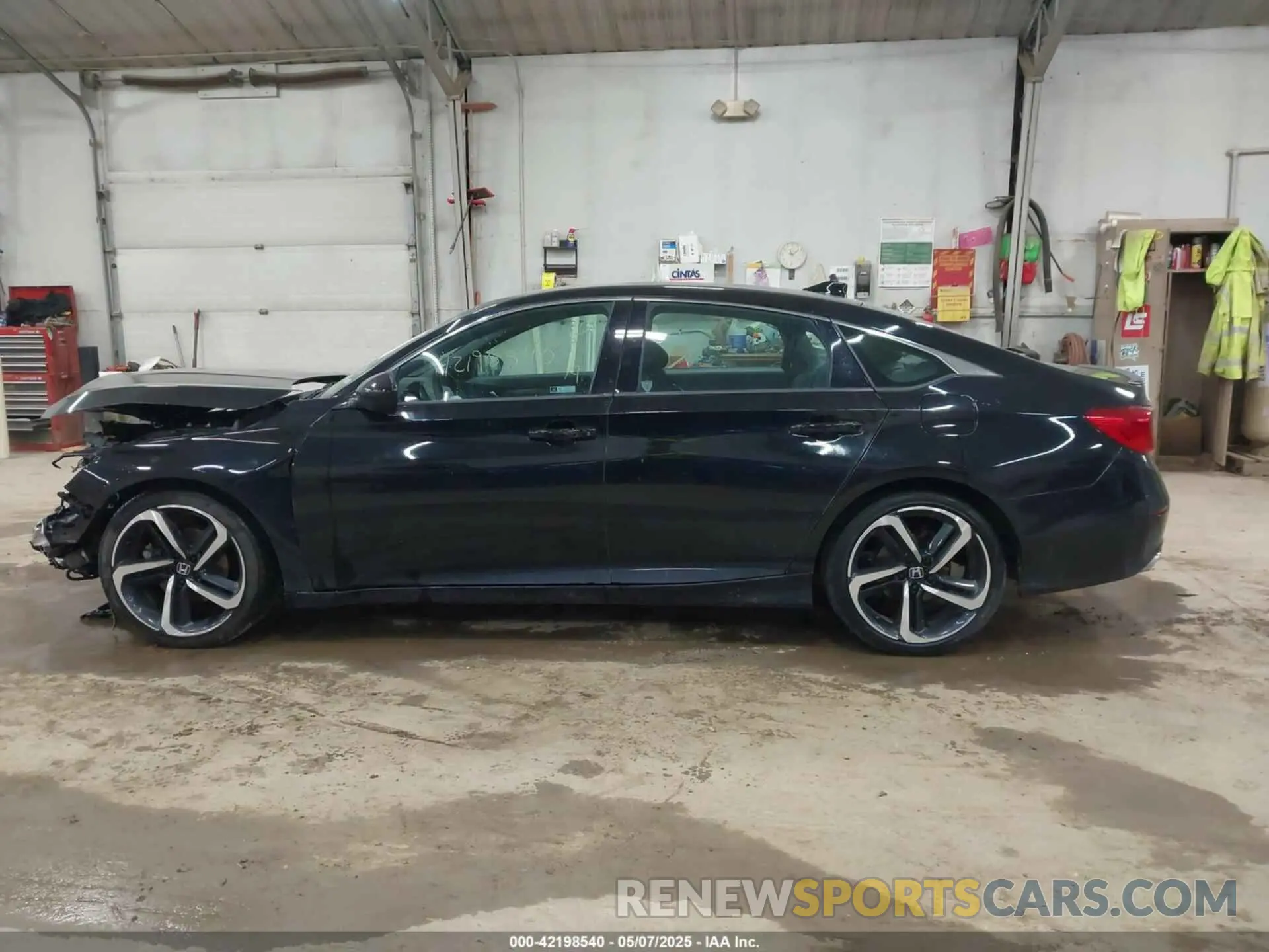 14 Photograph of a damaged car 1HGCV1F31MA102978 HONDA ACCORD 2021