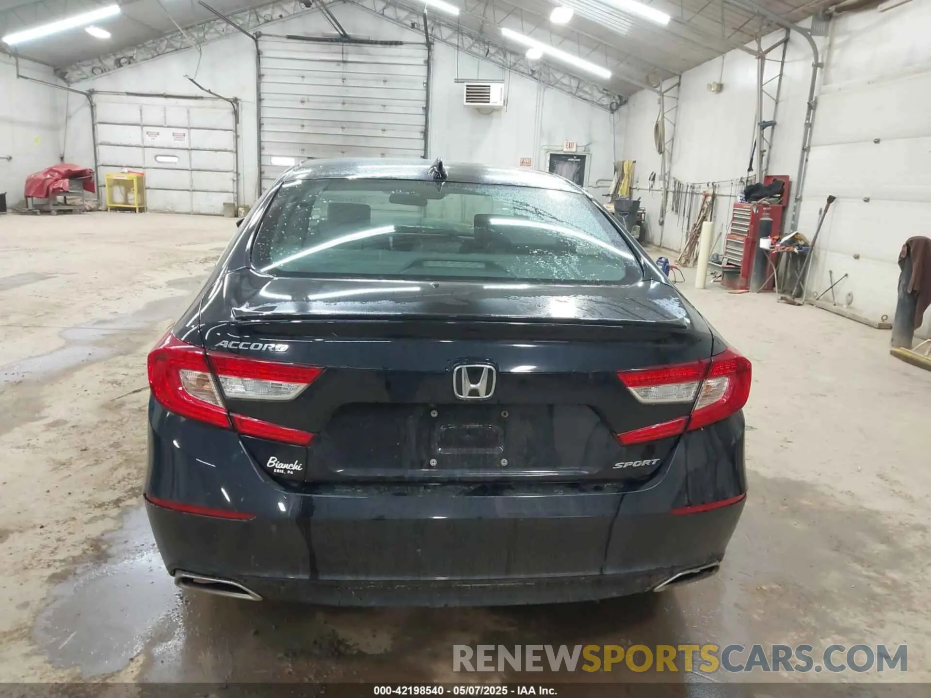 16 Photograph of a damaged car 1HGCV1F31MA102978 HONDA ACCORD 2021