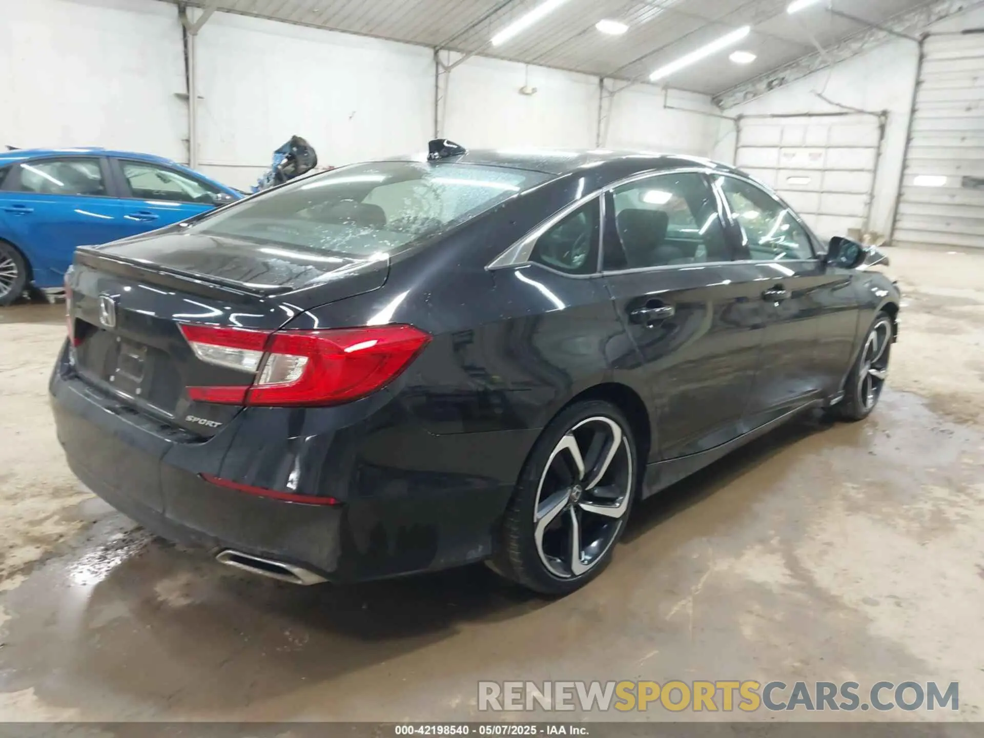 4 Photograph of a damaged car 1HGCV1F31MA102978 HONDA ACCORD 2021