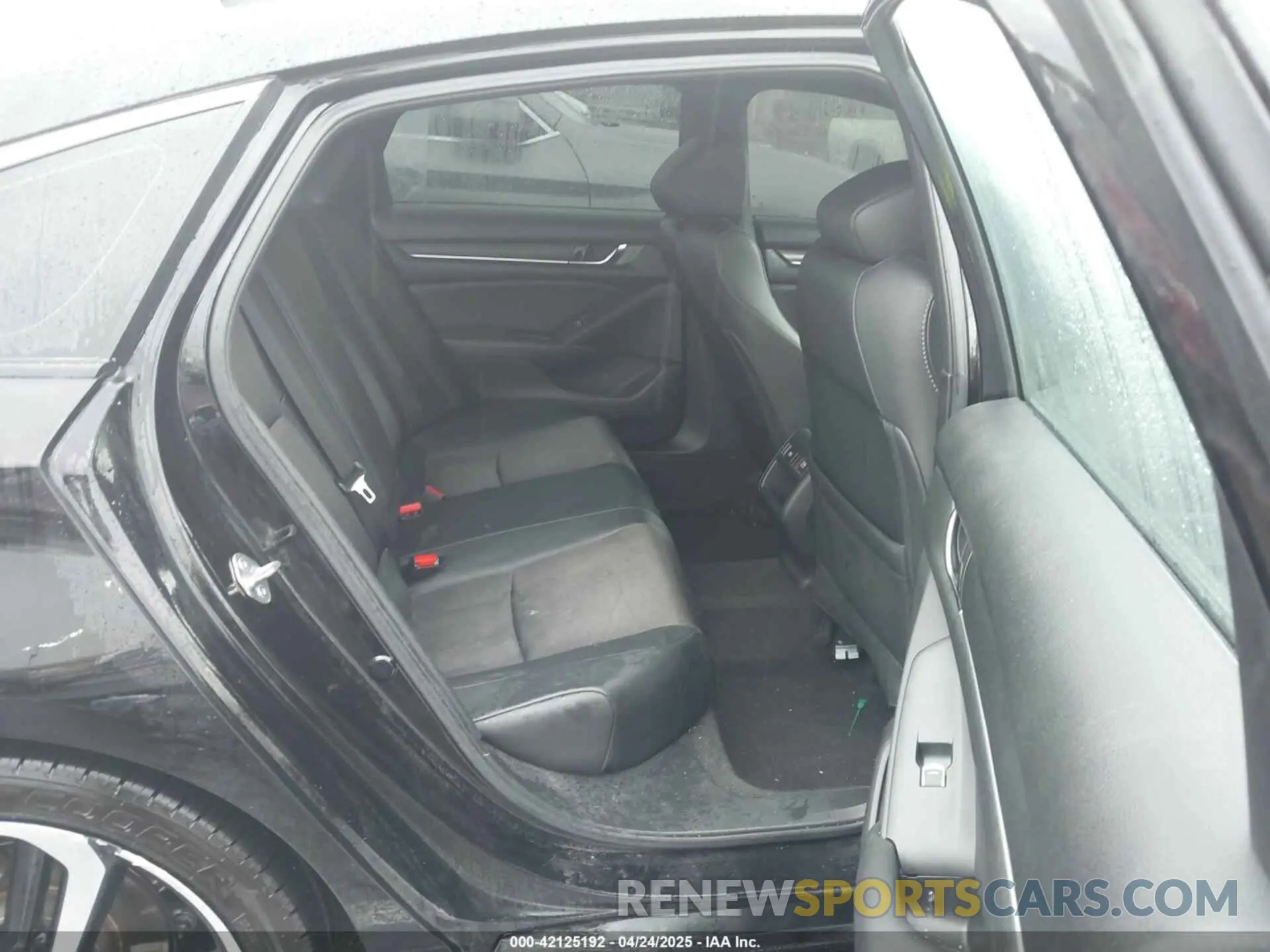8 Photograph of a damaged car 1HGCV1F32MA002470 HONDA ACCORD 2021