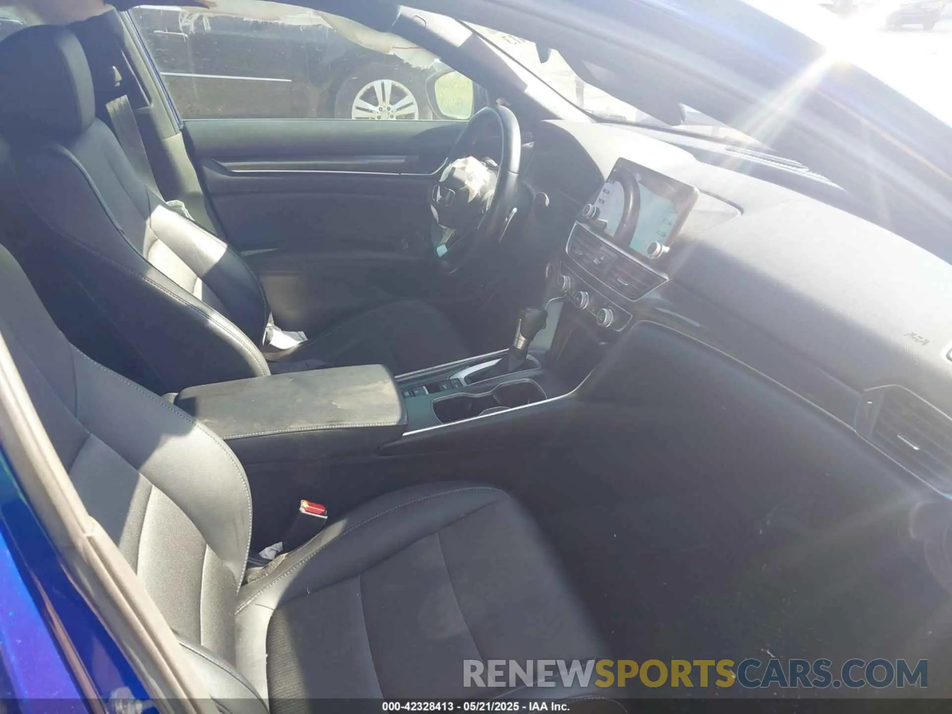 5 Photograph of a damaged car 1HGCV1F32MA051295 HONDA ACCORD 2021