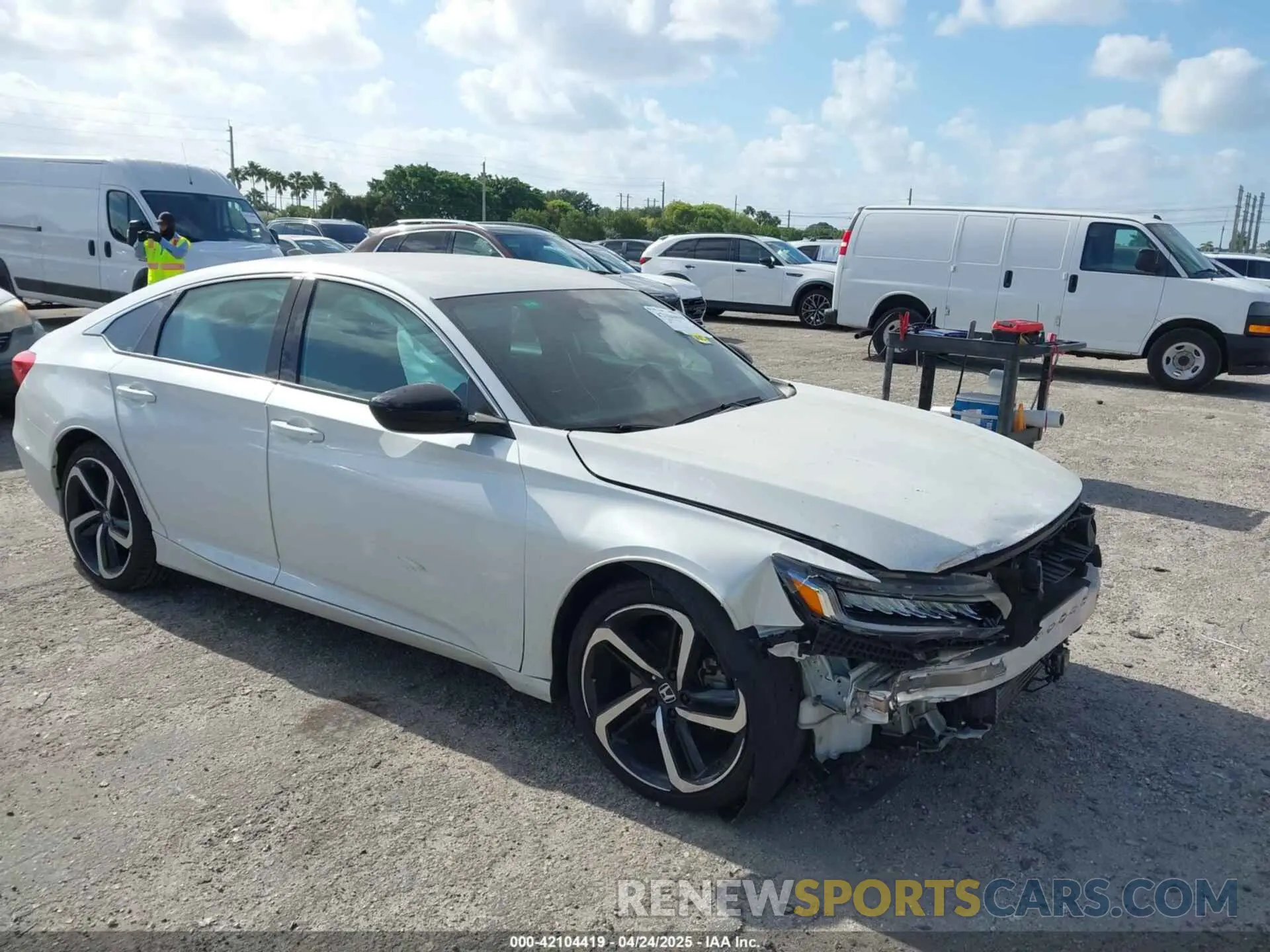 1 Photograph of a damaged car 1HGCV1F32MA072289 HONDA ACCORD 2021