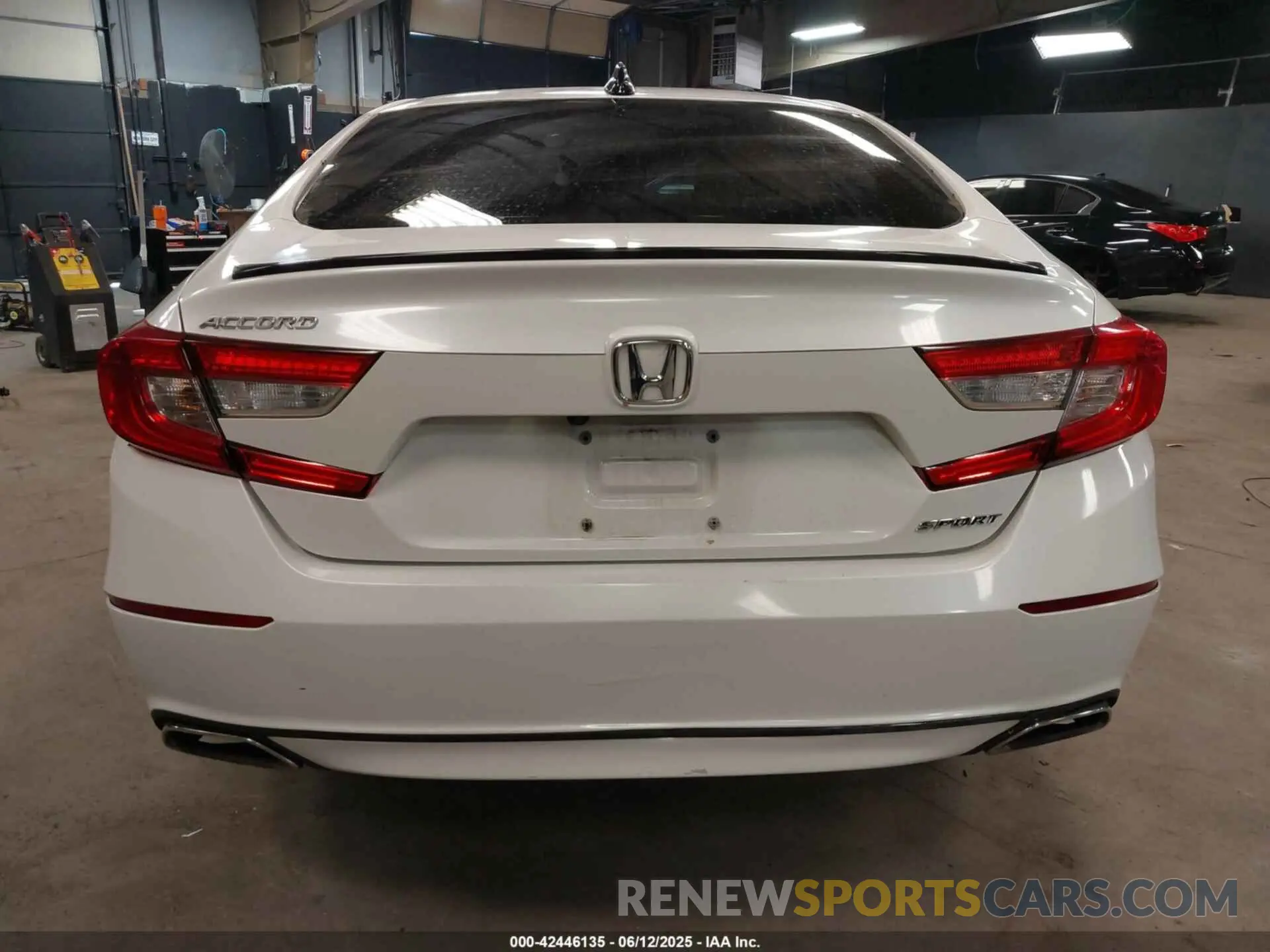17 Фотография поврежденного автомобиля 1HGCV1F33MA031055 HONDA ACCORD 2021