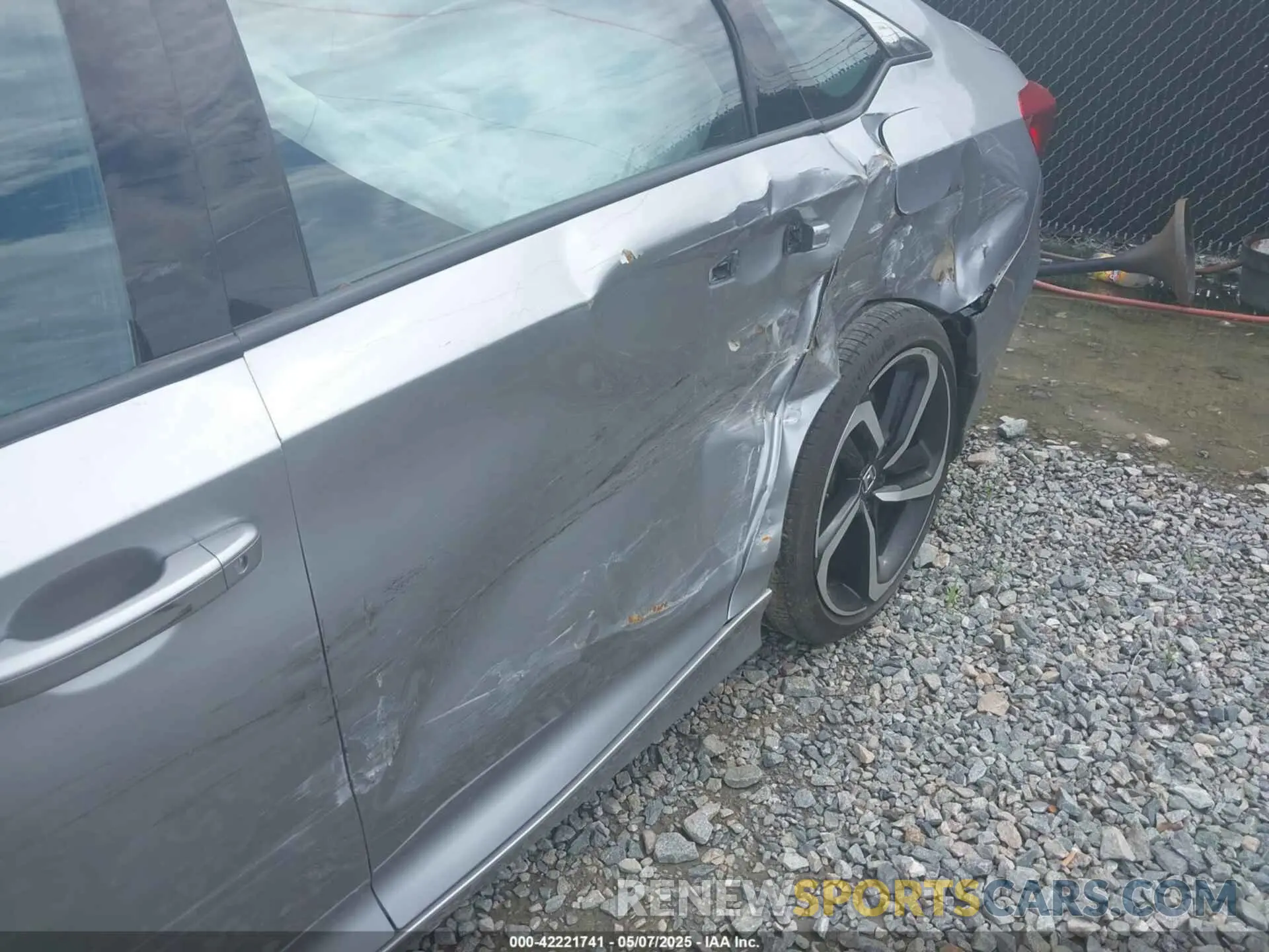 16 Photograph of a damaged car 1HGCV1F33MA098349 HONDA ACCORD 2021