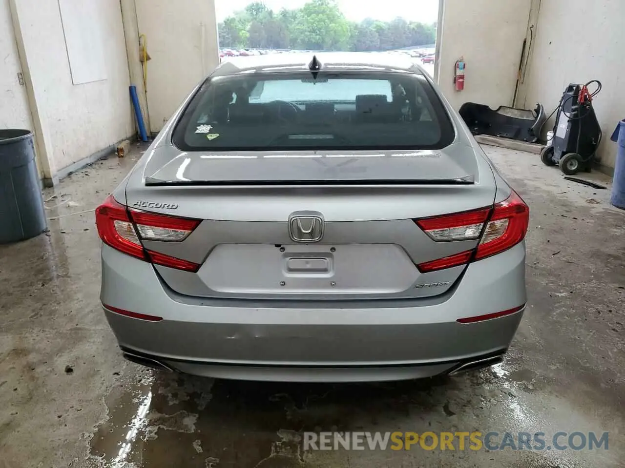 6 Photograph of a damaged car 1HGCV1F33MA115182 HONDA ACCORD 2021
