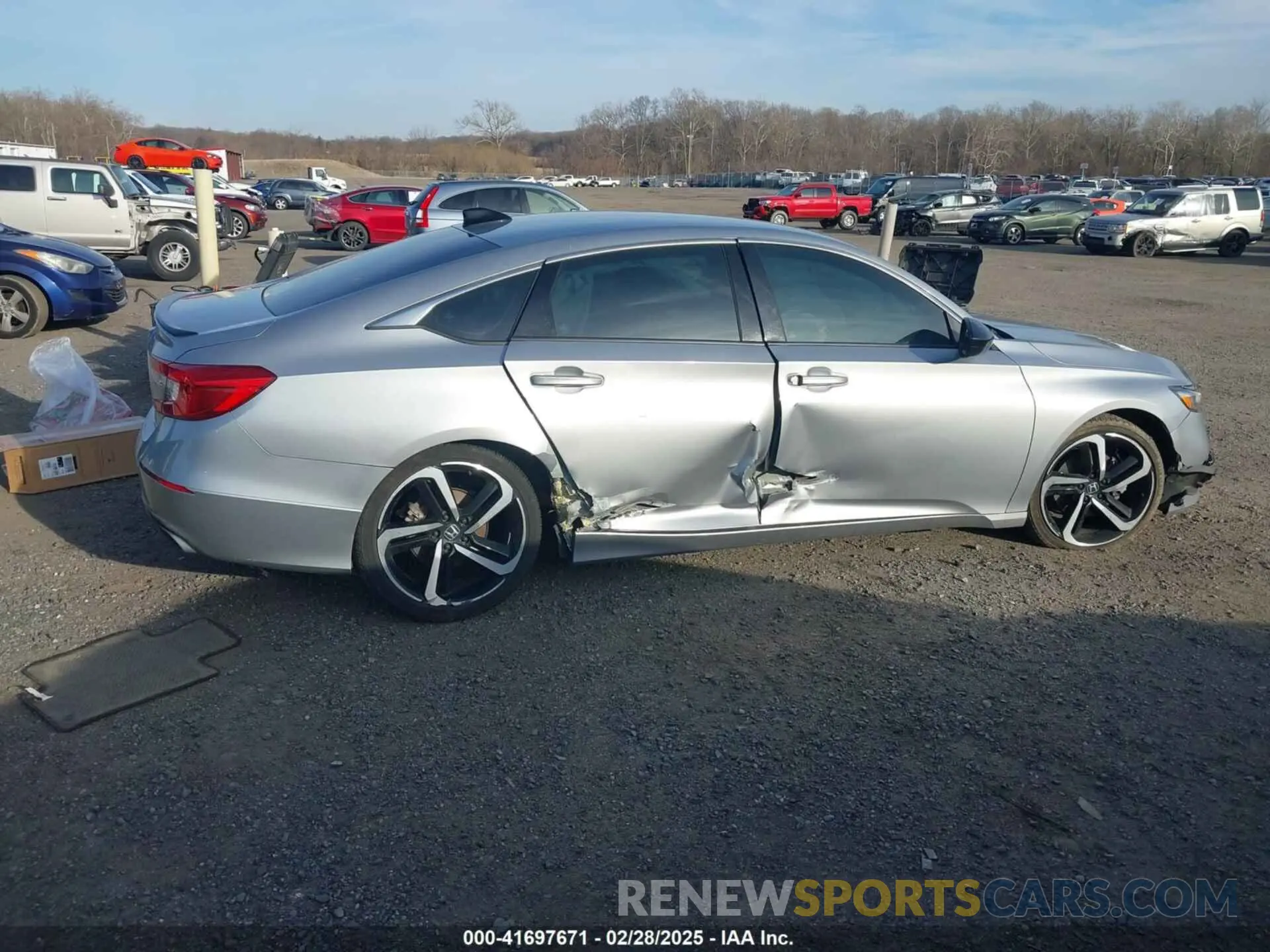13 Photograph of a damaged car 1HGCV1F34MA081611 HONDA ACCORD 2021