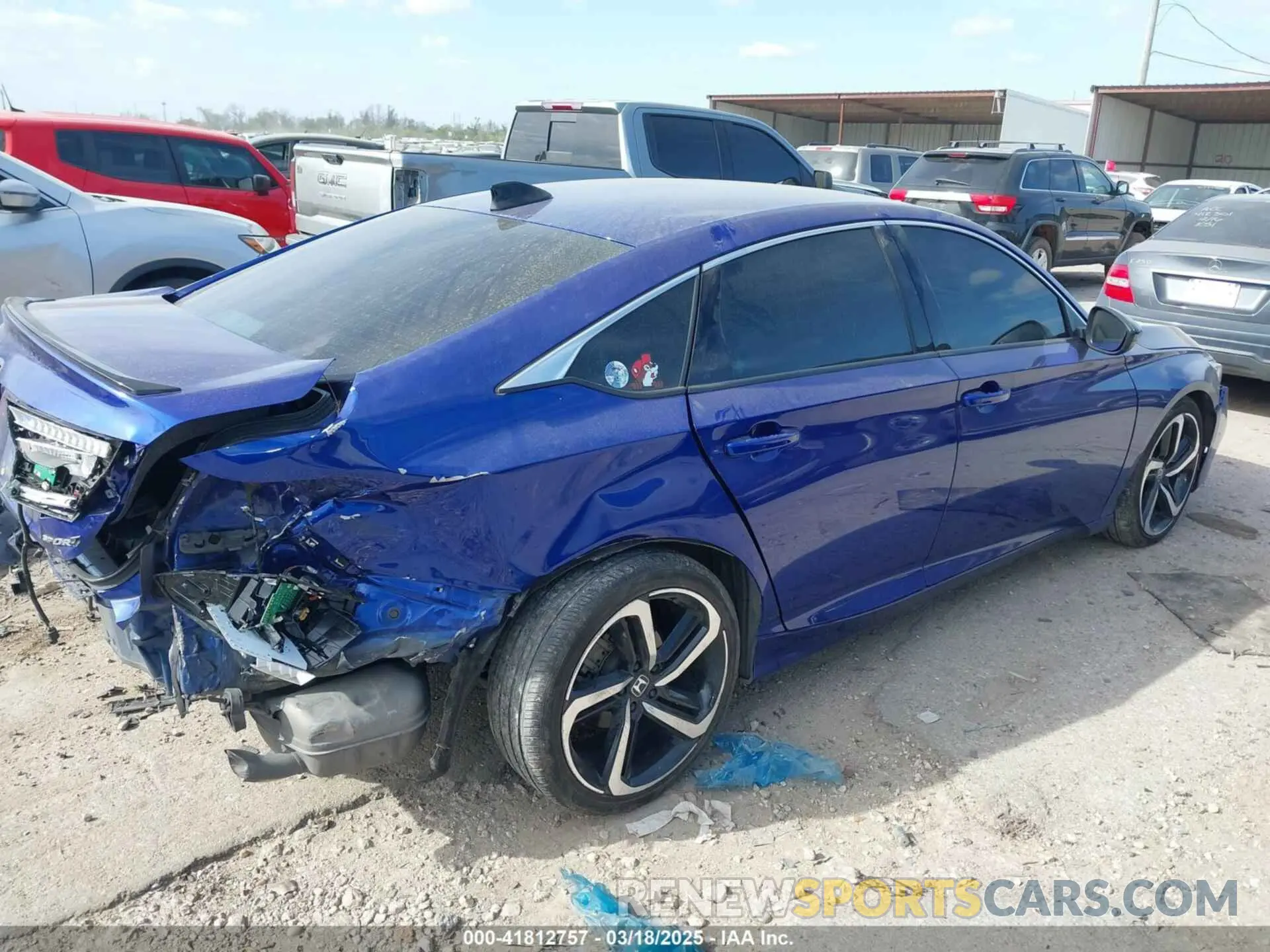 4 Фотография поврежденного автомобиля 1HGCV1F35MA052196 HONDA ACCORD 2021