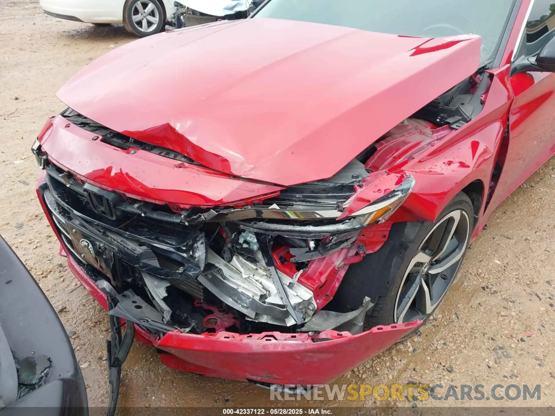 6 Photograph of a damaged car 1HGCV1F35MA061366 HONDA ACCORD 2021