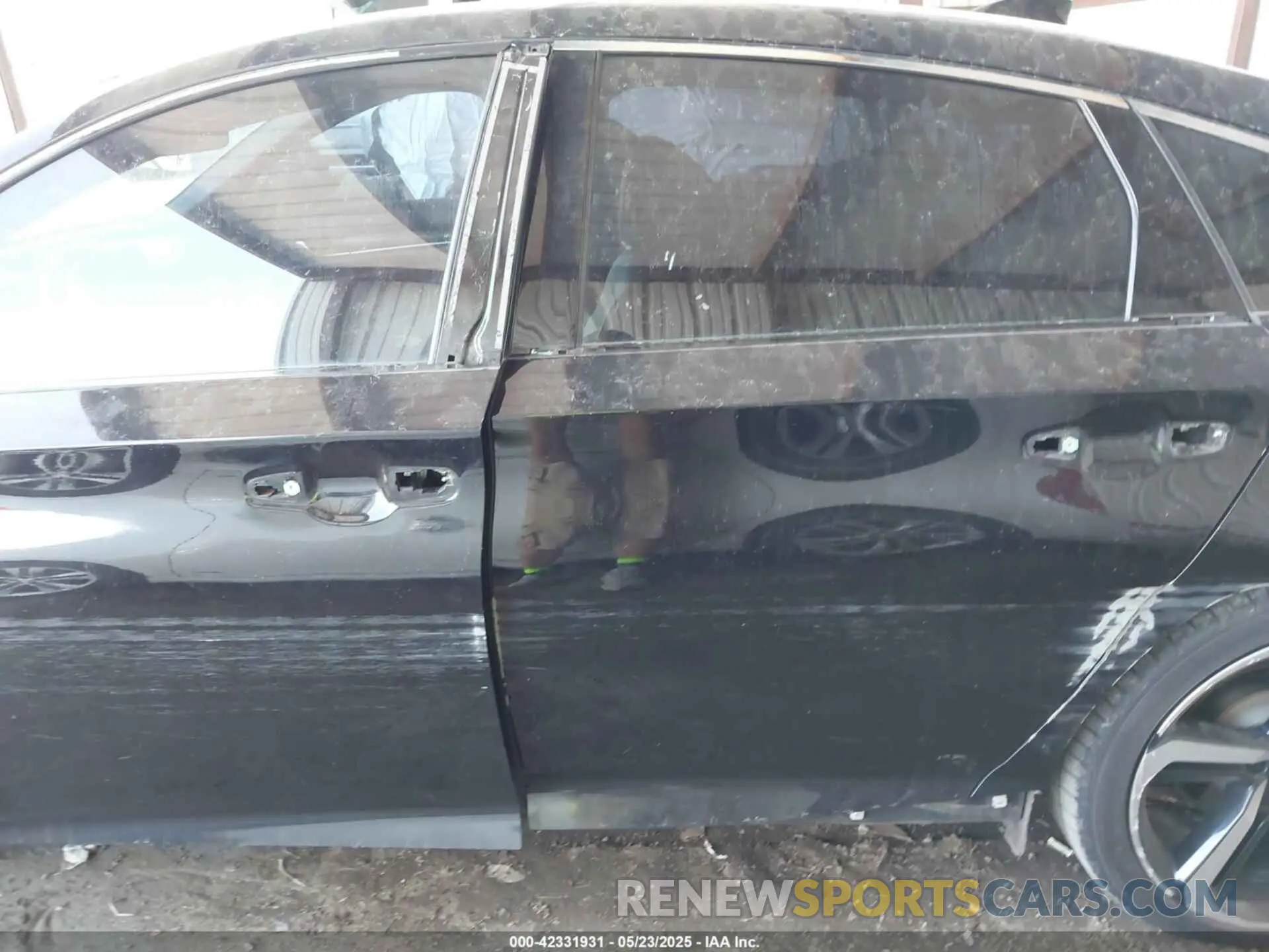 15 Photograph of a damaged car 1HGCV1F38MA003381 HONDA ACCORD 2021