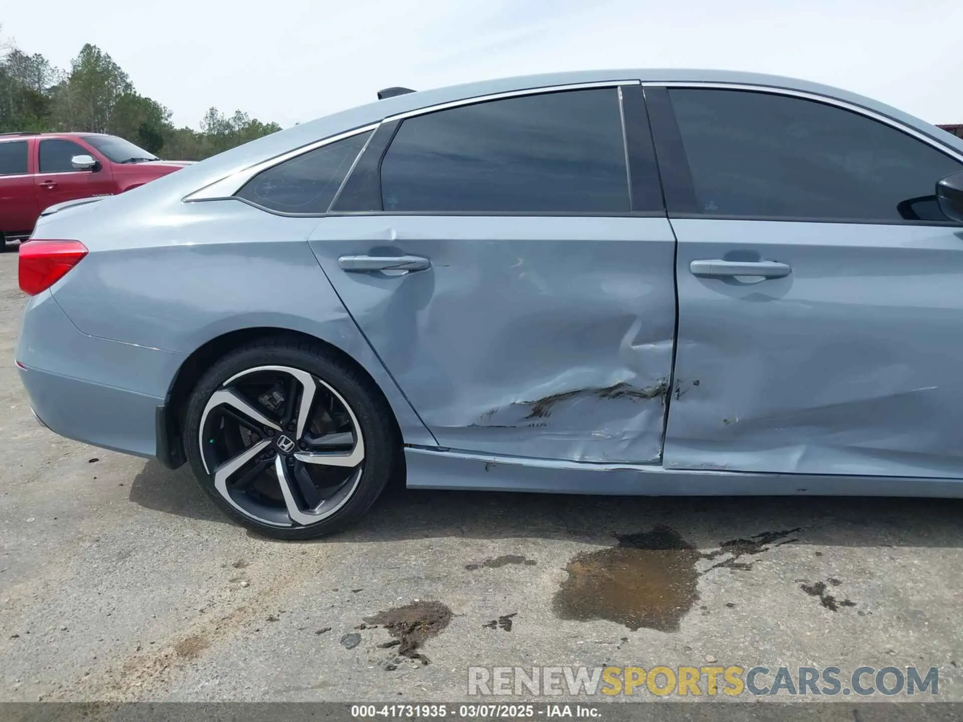 18 Photograph of a damaged car 1HGCV1F38MA017426 HONDA ACCORD 2021