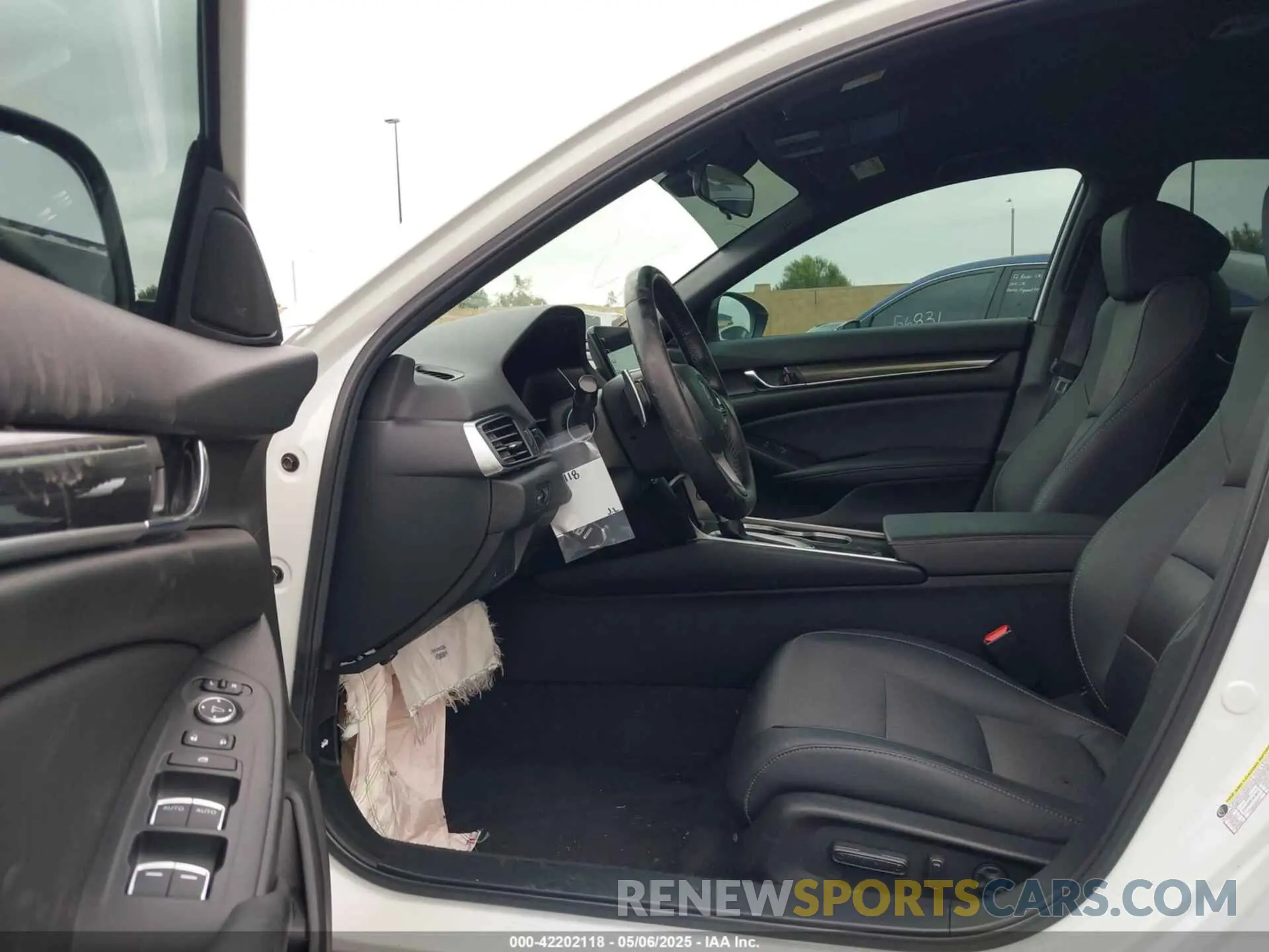 5 Photograph of a damaged car 1HGCV1F39MA001025 HONDA ACCORD 2021