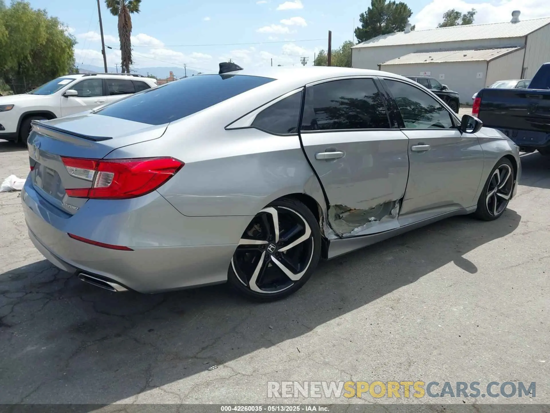 4 Photograph of a damaged car 1HGCV1F39MA020853 HONDA ACCORD 2021