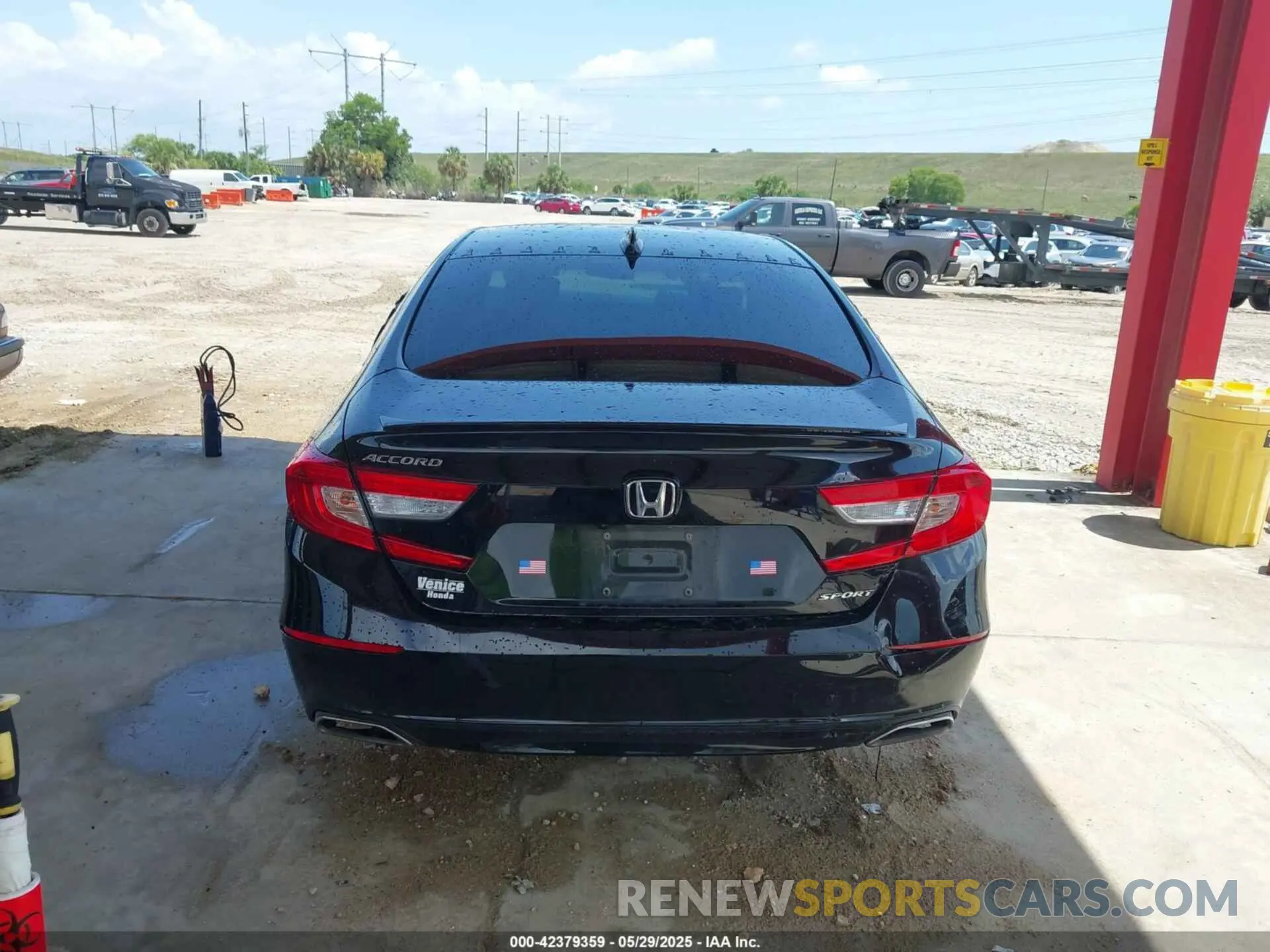 16 Photograph of a damaged car 1HGCV1F39MA066361 HONDA ACCORD 2021