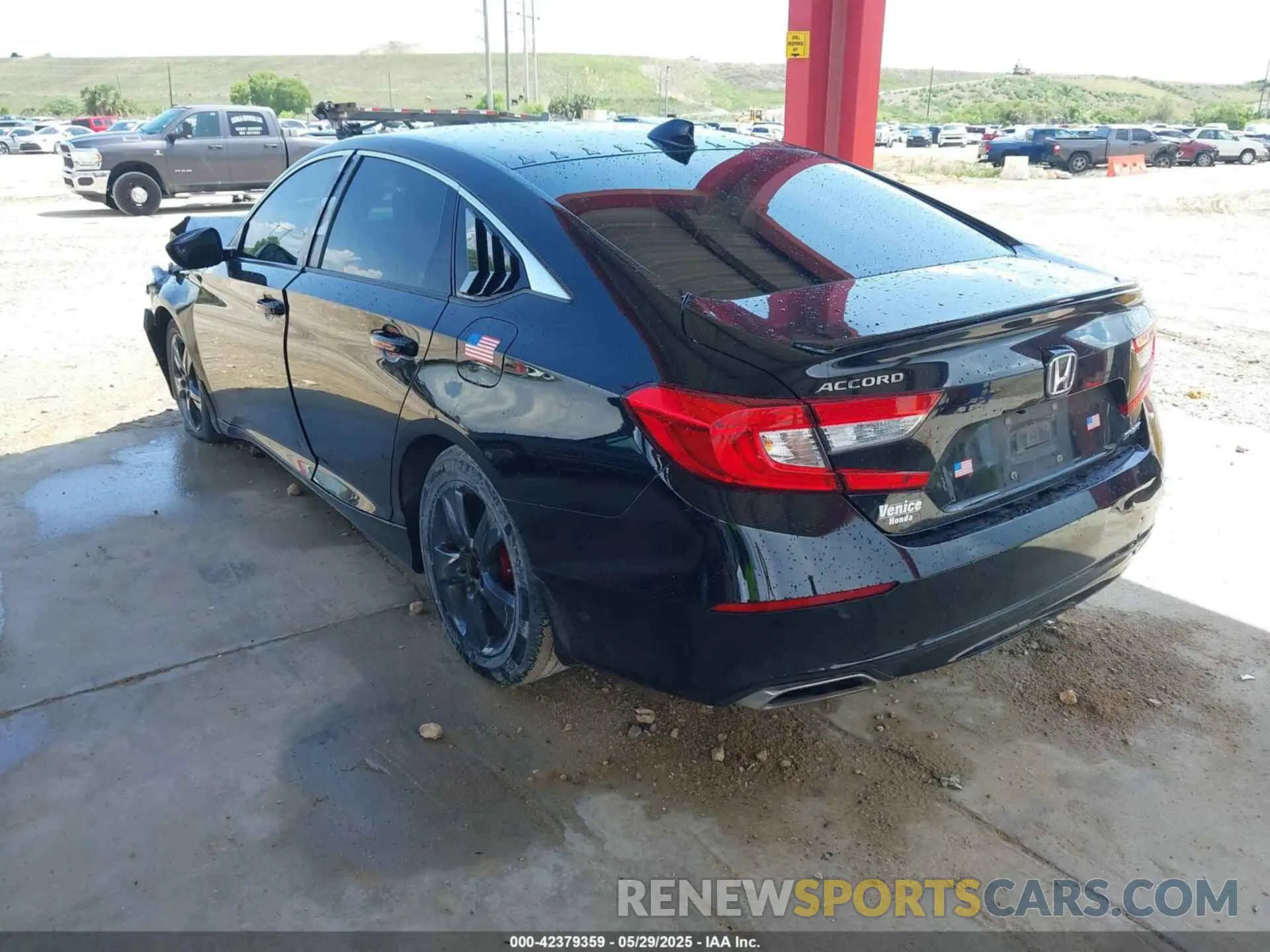 3 Photograph of a damaged car 1HGCV1F39MA066361 HONDA ACCORD 2021