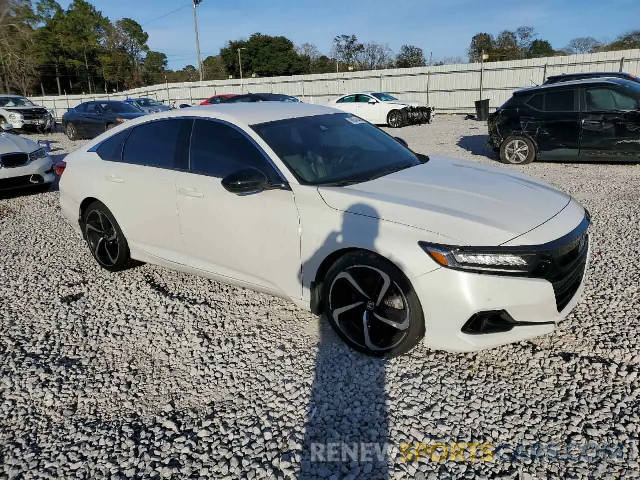 4 Фотография поврежденного автомобиля 1HGCV1F3XMA105393 HONDA ACCORD 2021