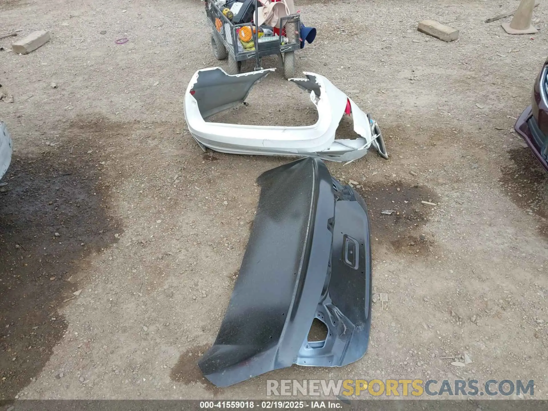 18 Photograph of a damaged car 1HGCV1F40MA055550 HONDA ACCORD 2021