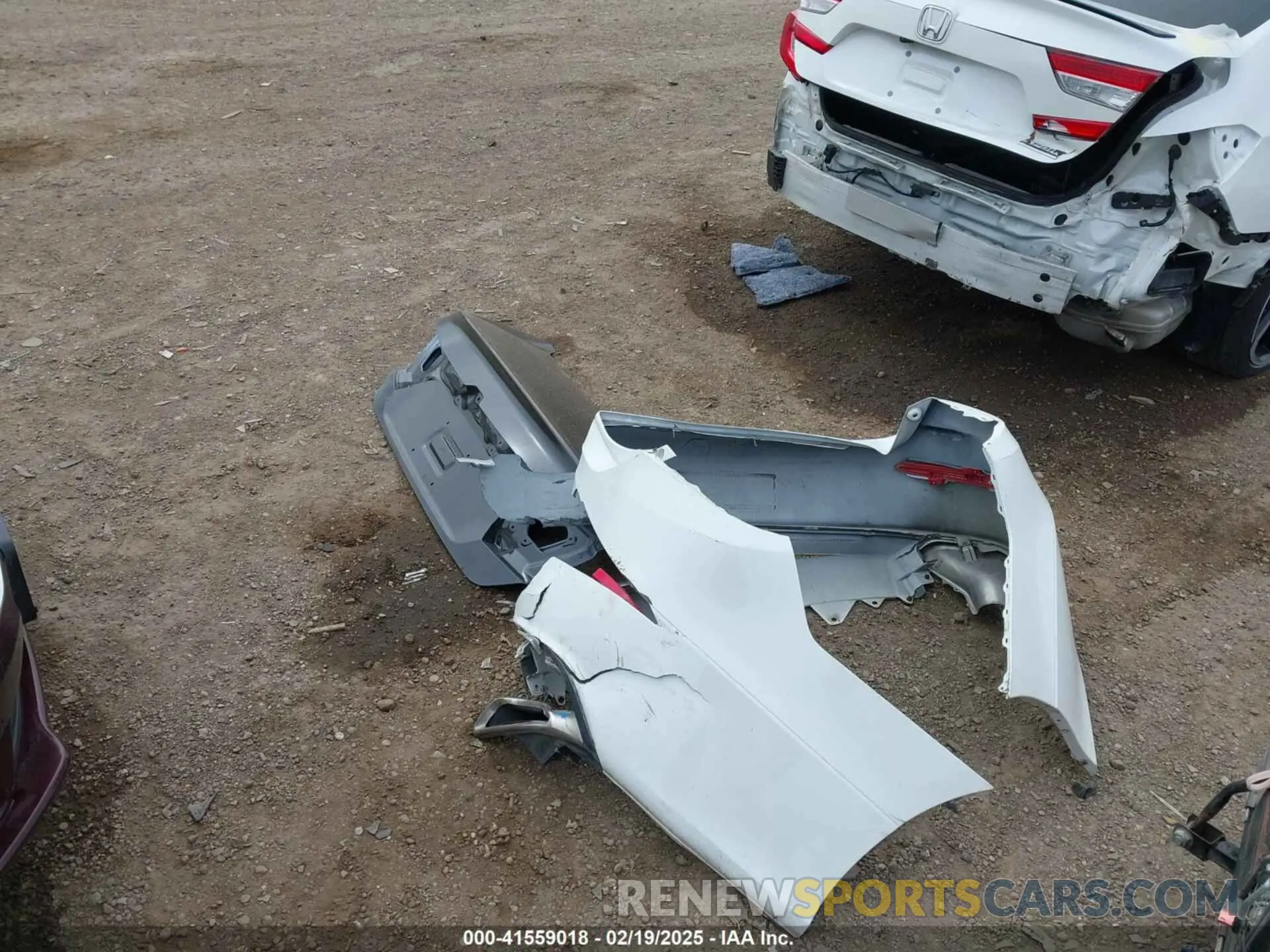 19 Photograph of a damaged car 1HGCV1F40MA055550 HONDA ACCORD 2021